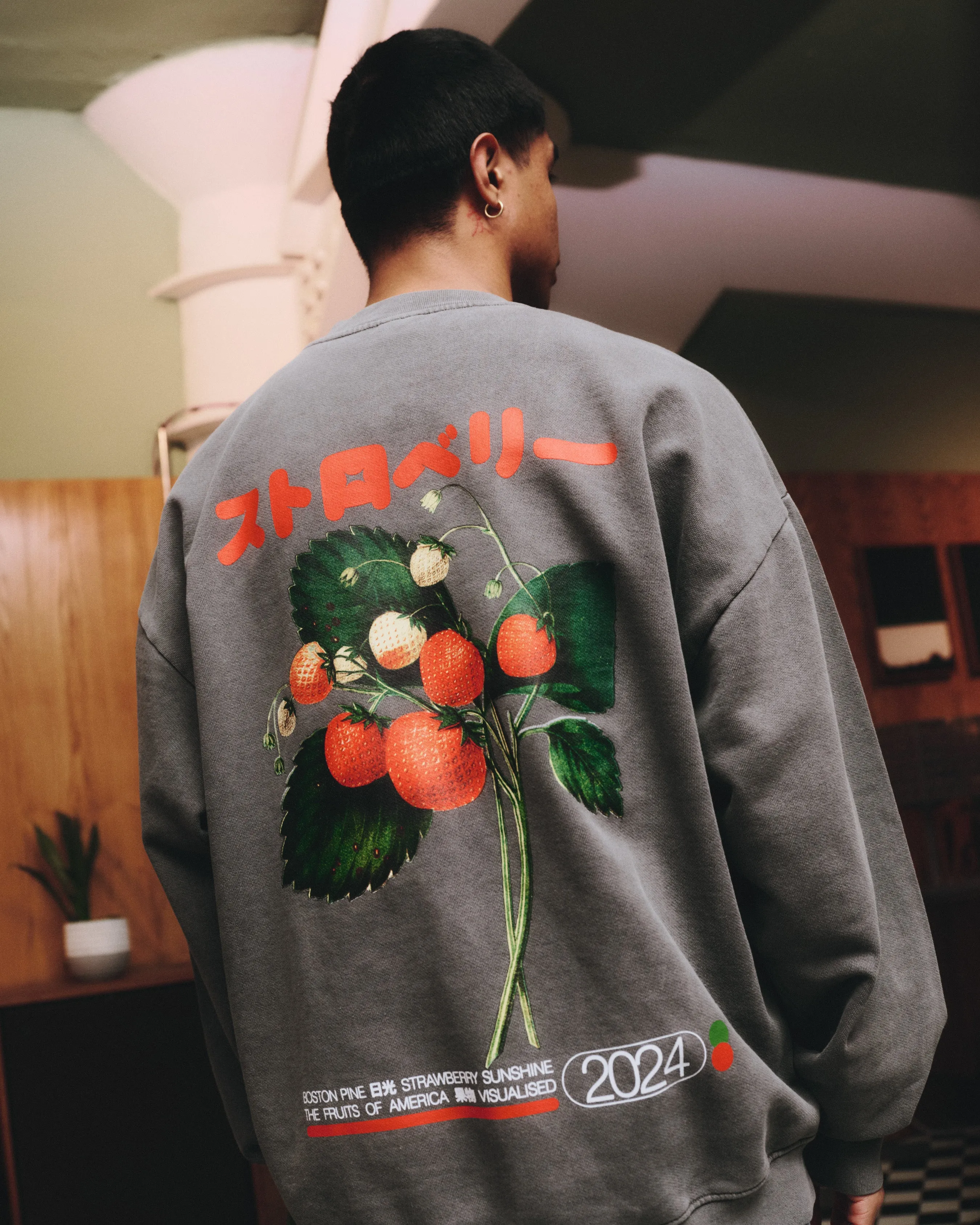 Comfy Feel Minimalist Look A Thousand Futures x GK 'Strawberry' Vintage Washed Sweater - Charcoal