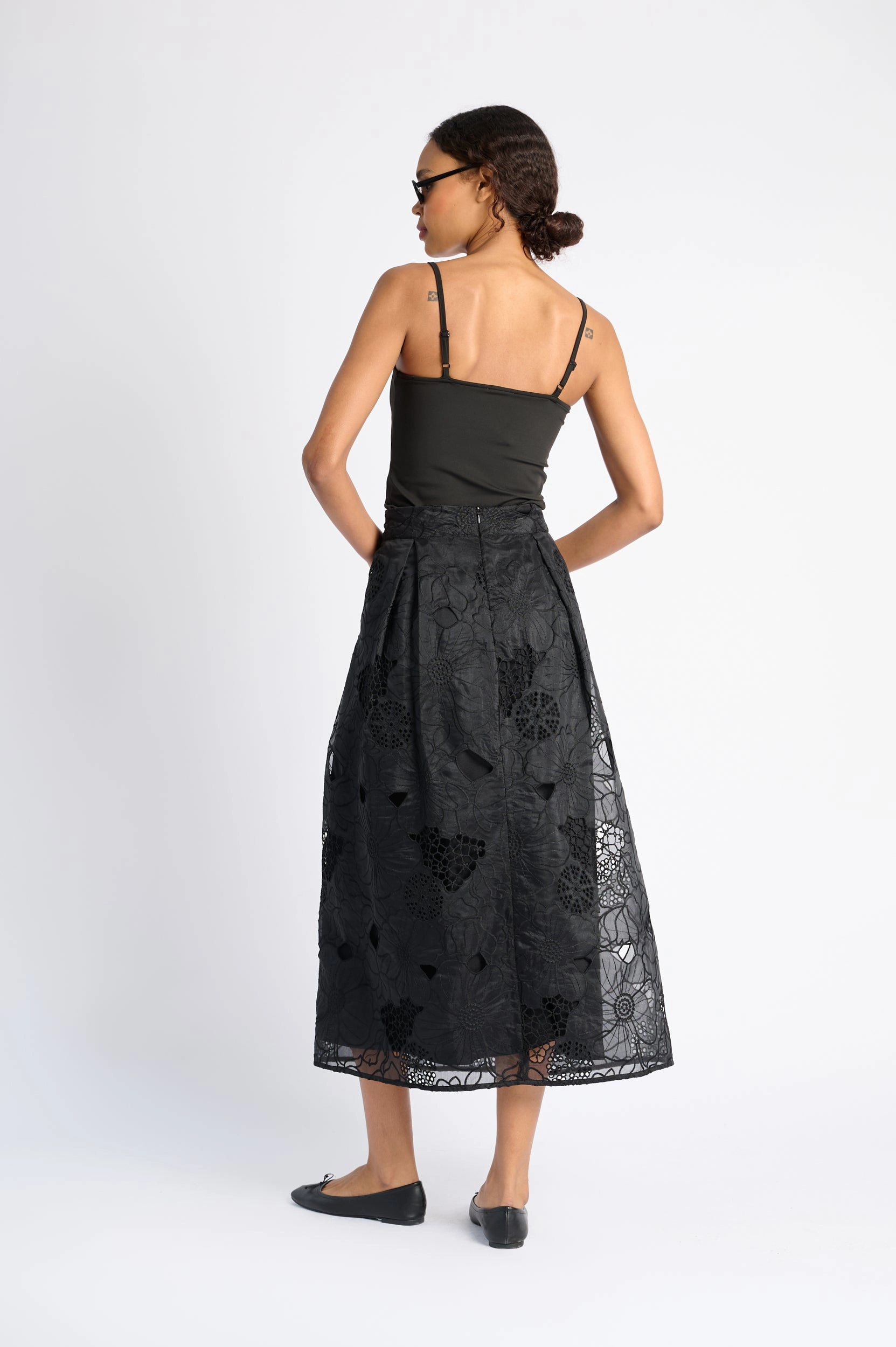 Outfit Flow A Line Skirt in Embroidered Organza