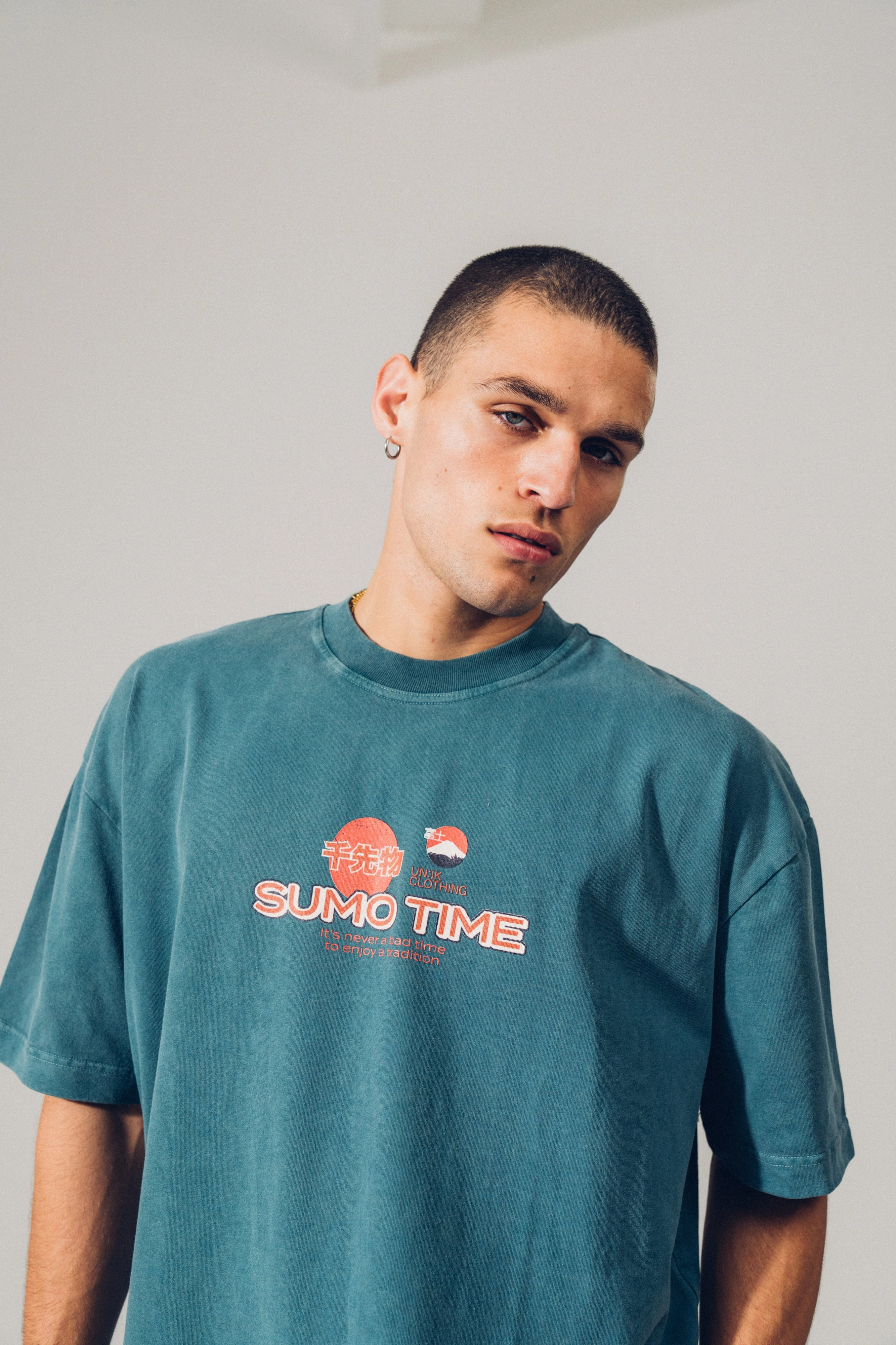 comfortable option Active Comfort A Thousand Futures 'Sumo Time' Vintage Washed Tee - Pine