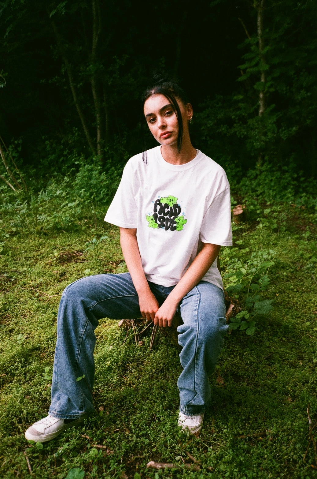 ACID LOVE 0.06 'Fantasy' Tee - White Chilly Comfort Wear