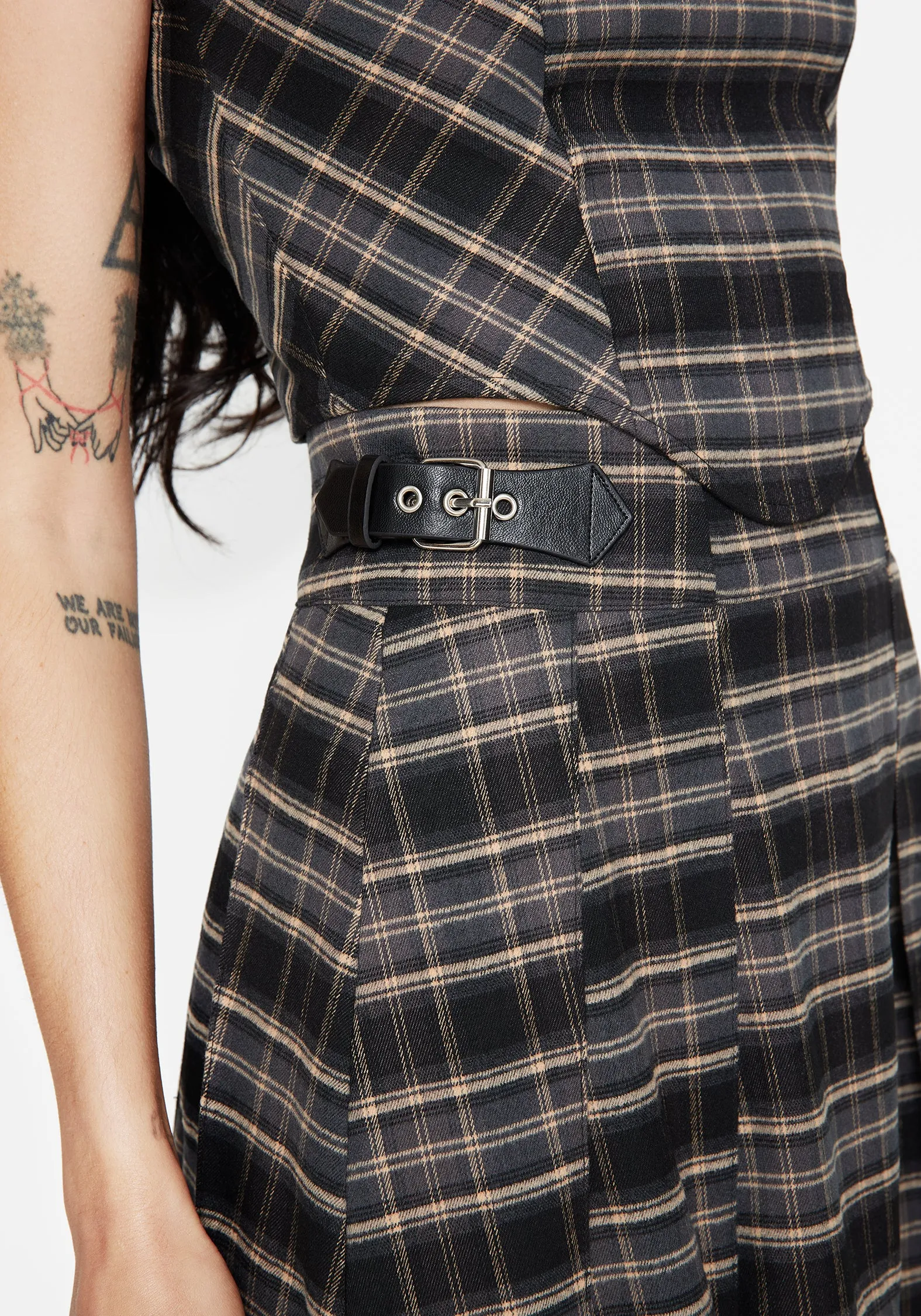 Chill Vibe Glossy Texture Aiden Check Buckle Detail Mini Skirt