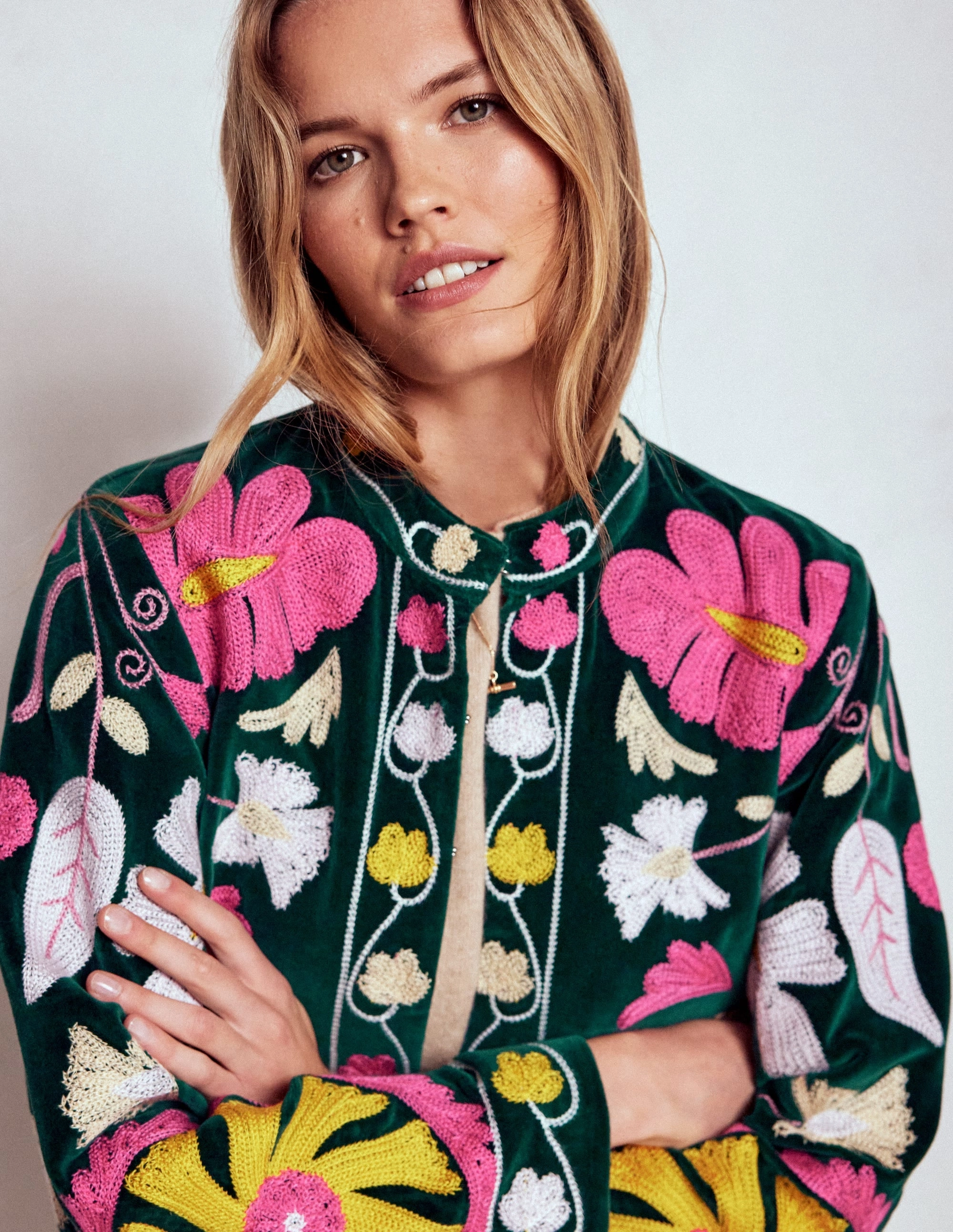 Abrasion Resistant Panels Street Comfort Embroidered Souvenir Jacket-Emerald Night Embroidery
