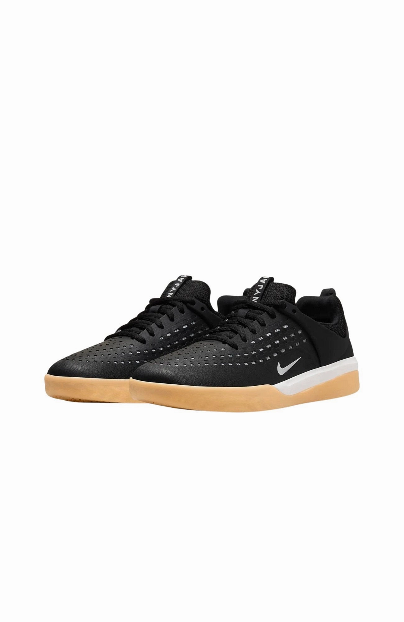 Clean Form Nike SB Zoom Nyjah 3 Shoe Black White