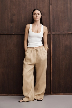 LUNE TAN LINEN PANT Relaxed Fit Design