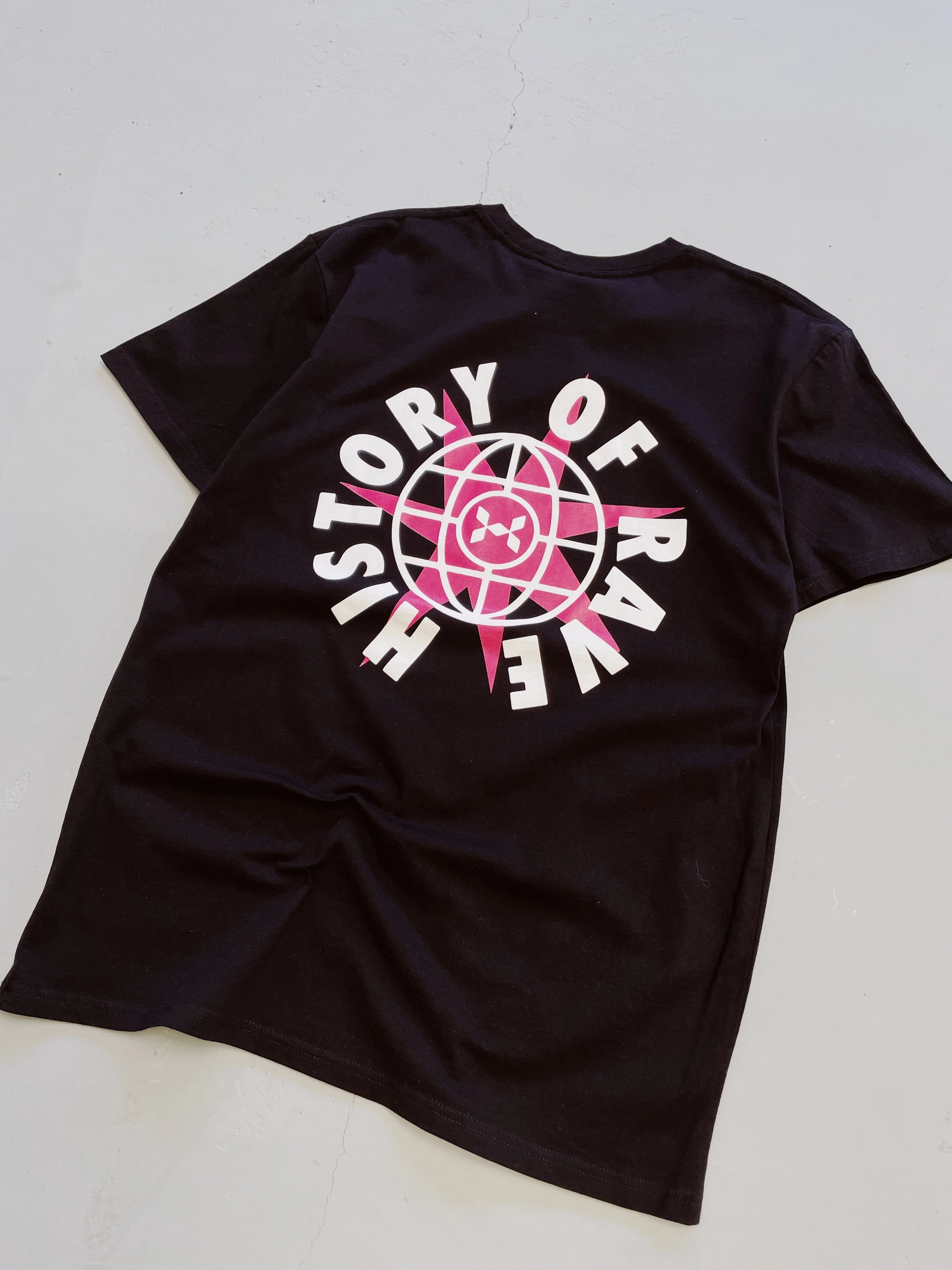 Modern Simplicity Quick Release Hem History Of Rave 'Logo' Tee - Black