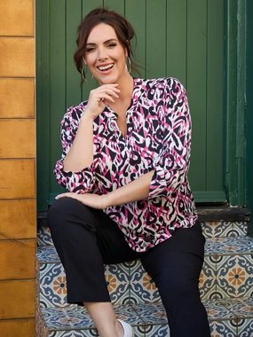 Recycled Polyester Blend Amelia Crepe Top - Black/Pink