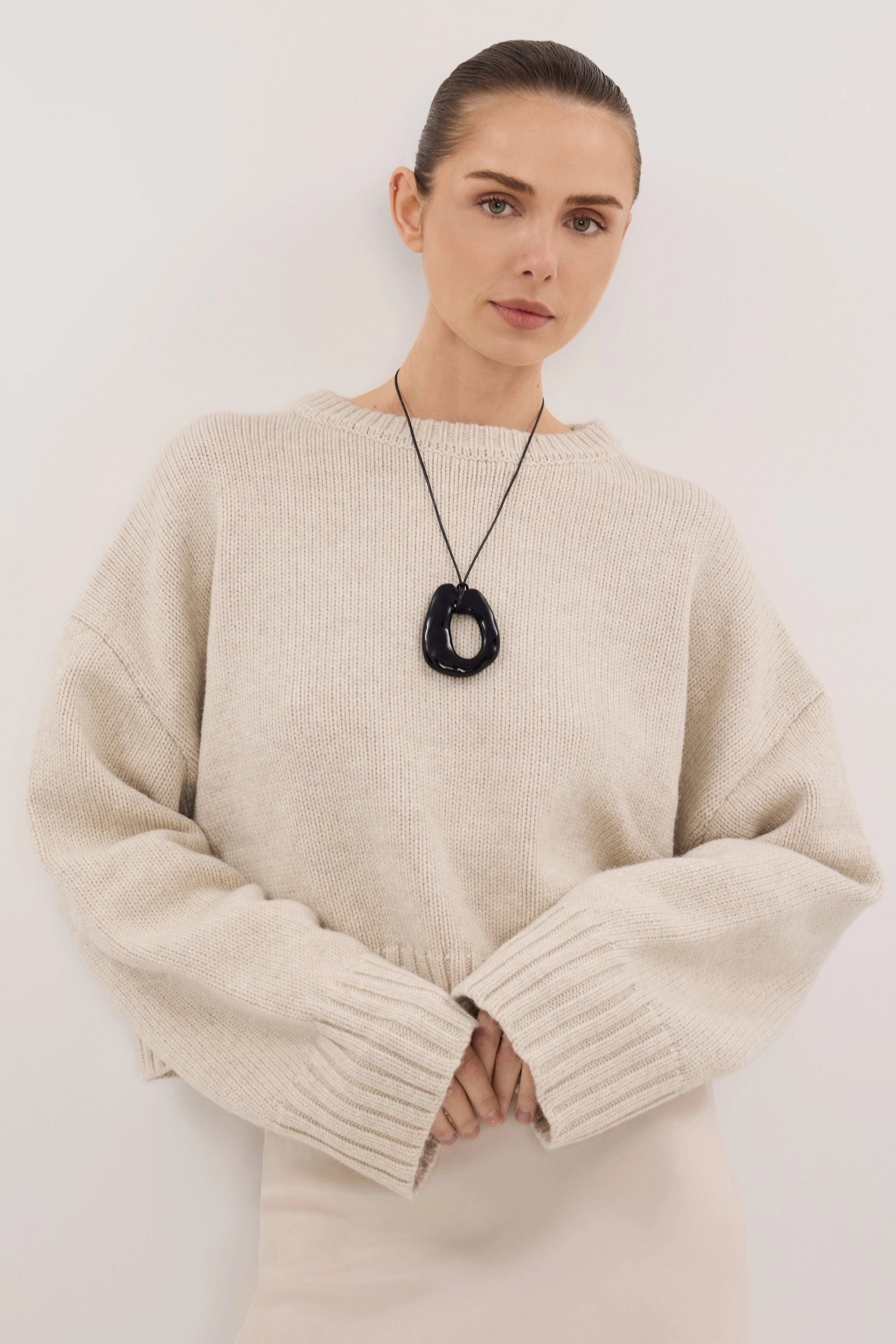 AMY CHALK CREW NECK KNIT JUMPER Sleek Design Relaxed Silhouette