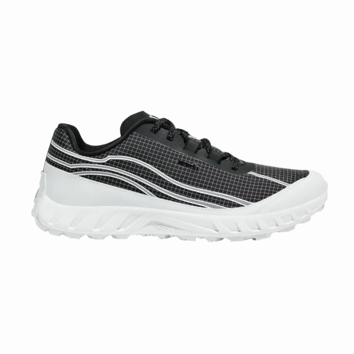 002 Women Summit Black Base Comfort