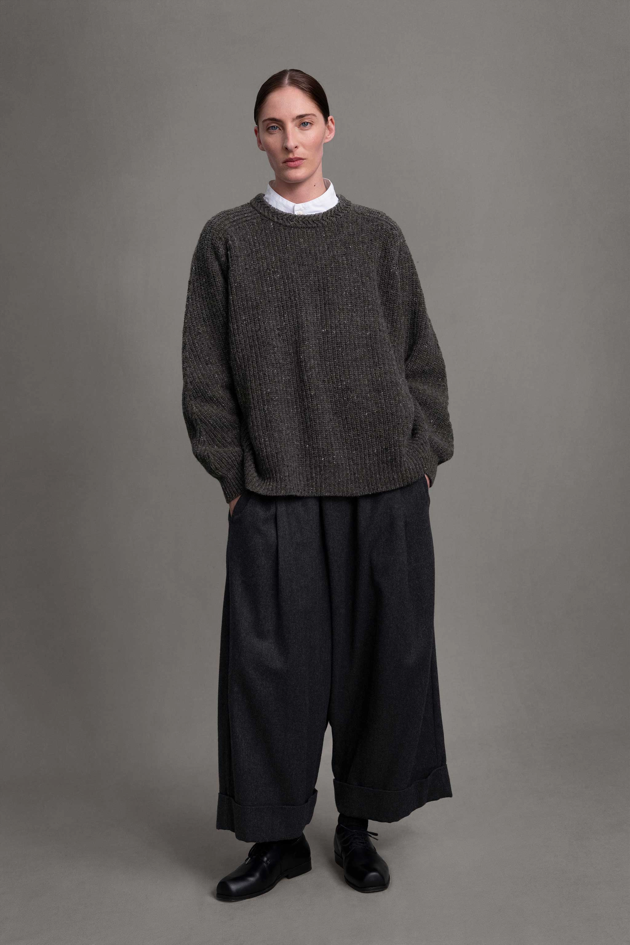 THE BAKER TROUSER / WOOL CASH FLANNEL CHARCOAL Tight Fit