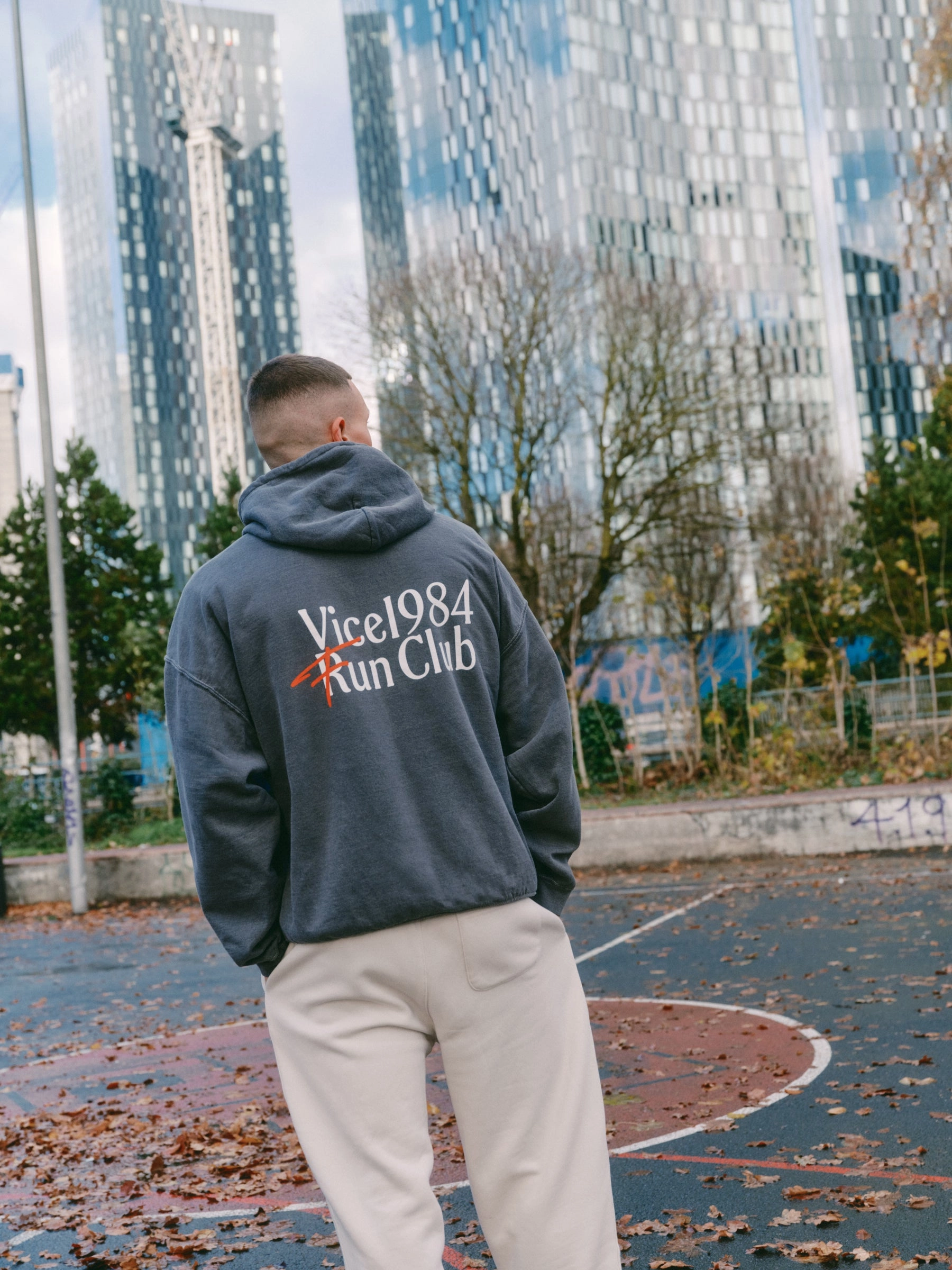 Reinforced Zipper Guard Vice 84 'Fun Club' Vintage Washed Hoodie - Washed Black
