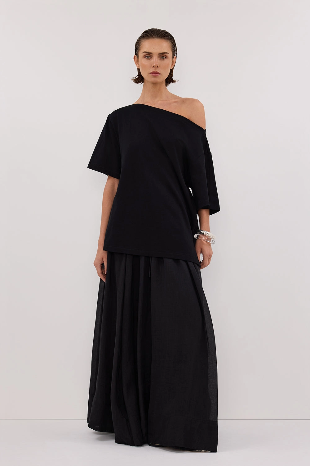 Smart Design Casual Must-Have ESME BLACK ASYM BOAT NECK TEE