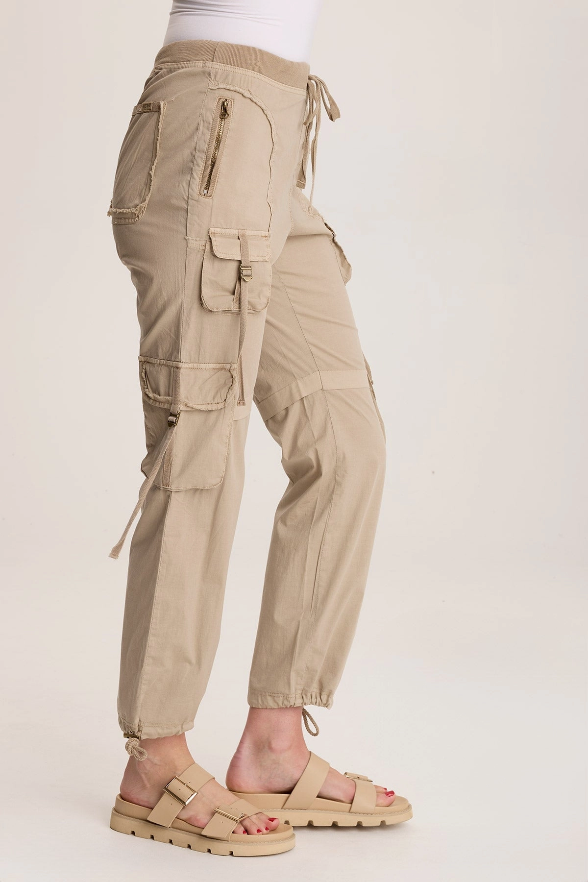 Jillit Poplin Cargo Jogger Crop Pant Active Comfort Design Training Pants