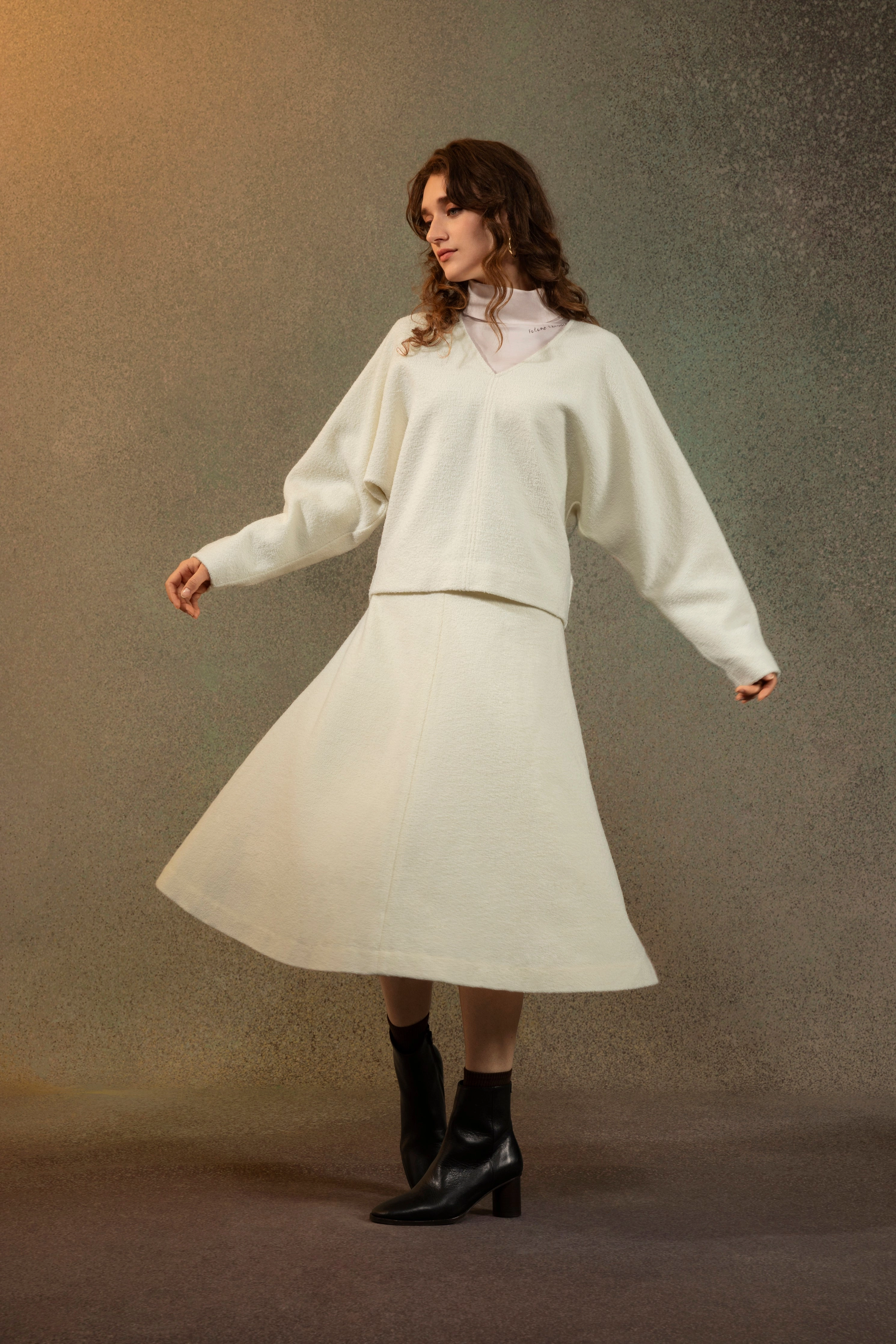 Light Soft Cozy Layers Balloon Sleeve Dress
