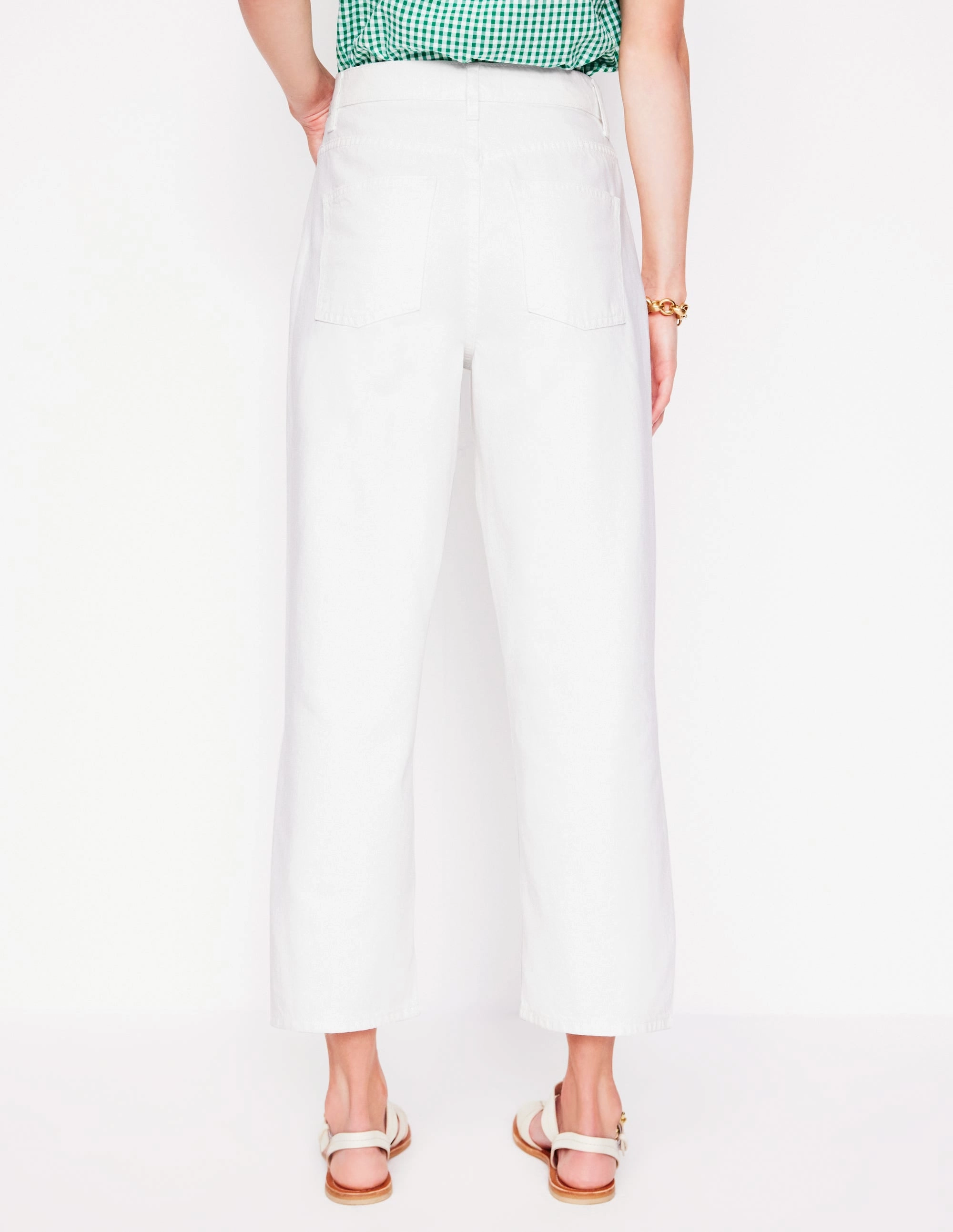Barrel Leg Jeans-White Multi Pocket Configuration