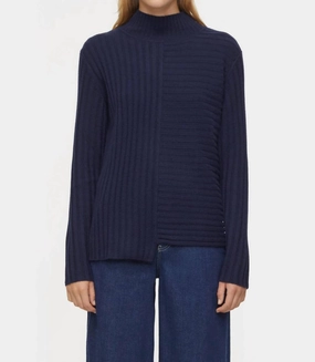 Soft Knit Design Turtle Neck Pullover In Dark Night