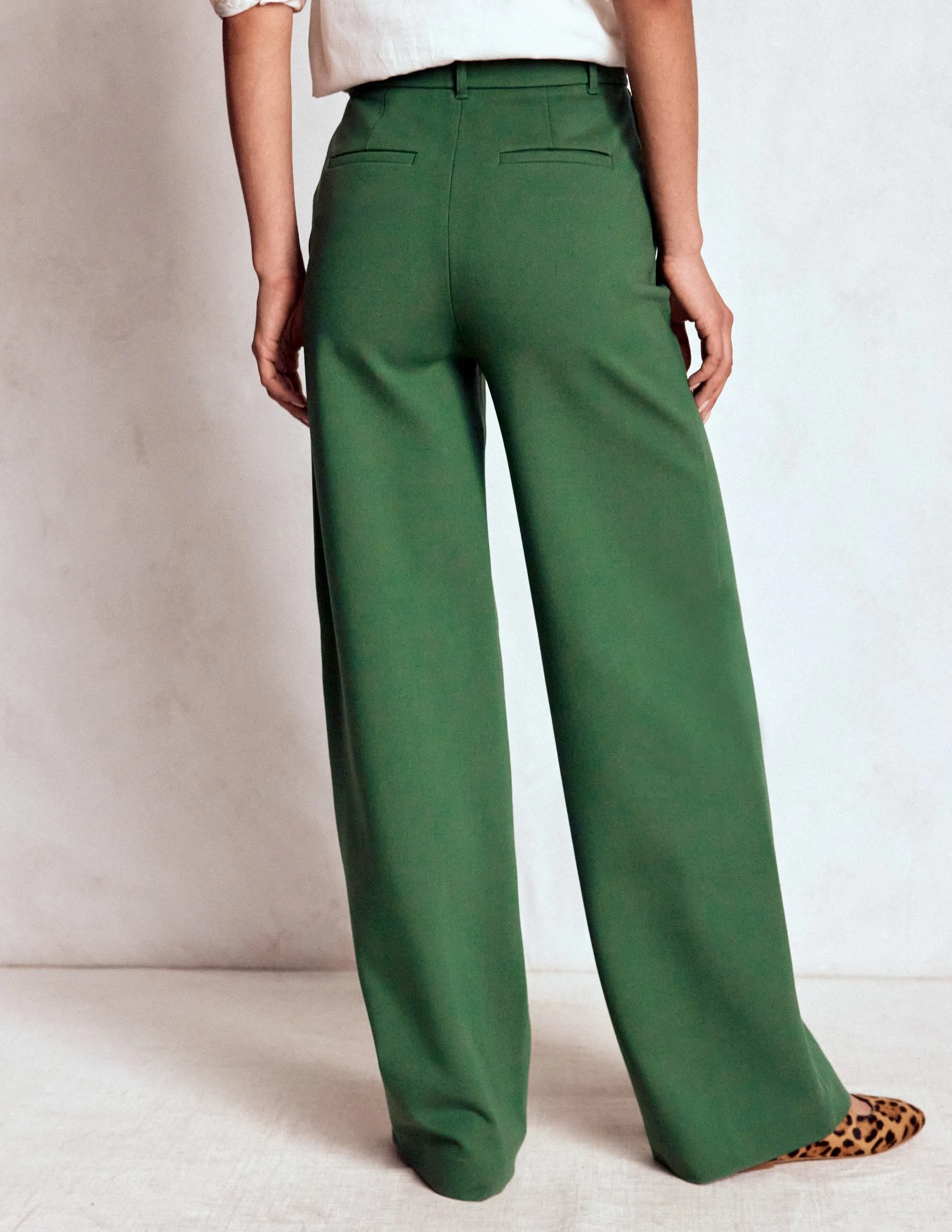 Non Irritating Tags Metallic accents Belgravia Ponte Trousers-Hunter Green