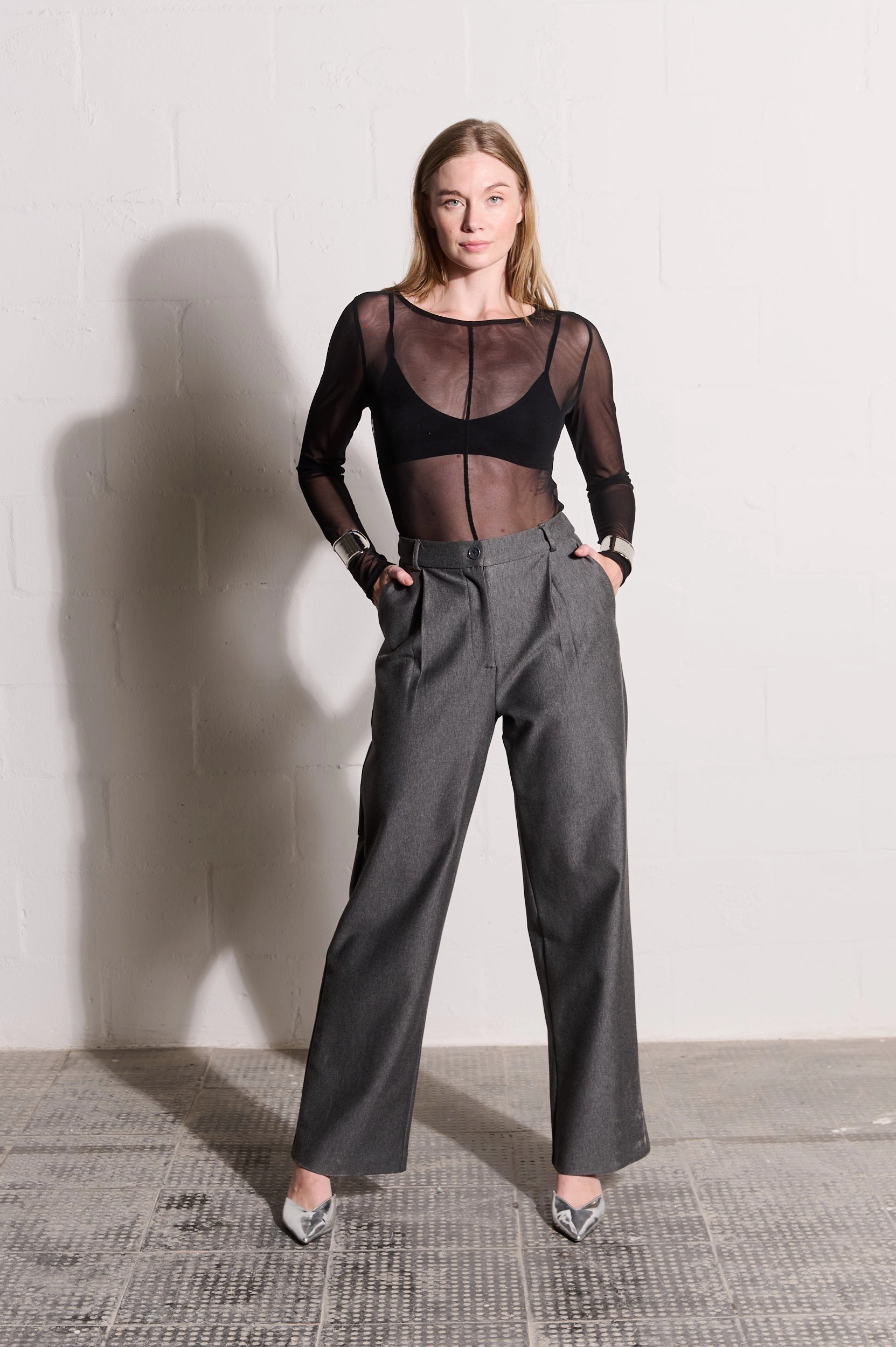 Summer Dress Layered Hemline Boat Neck Mesh Top in Black