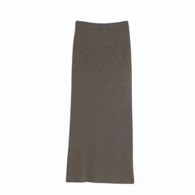 Lightweight warm-weather dress Understated Glam Falda Dress
