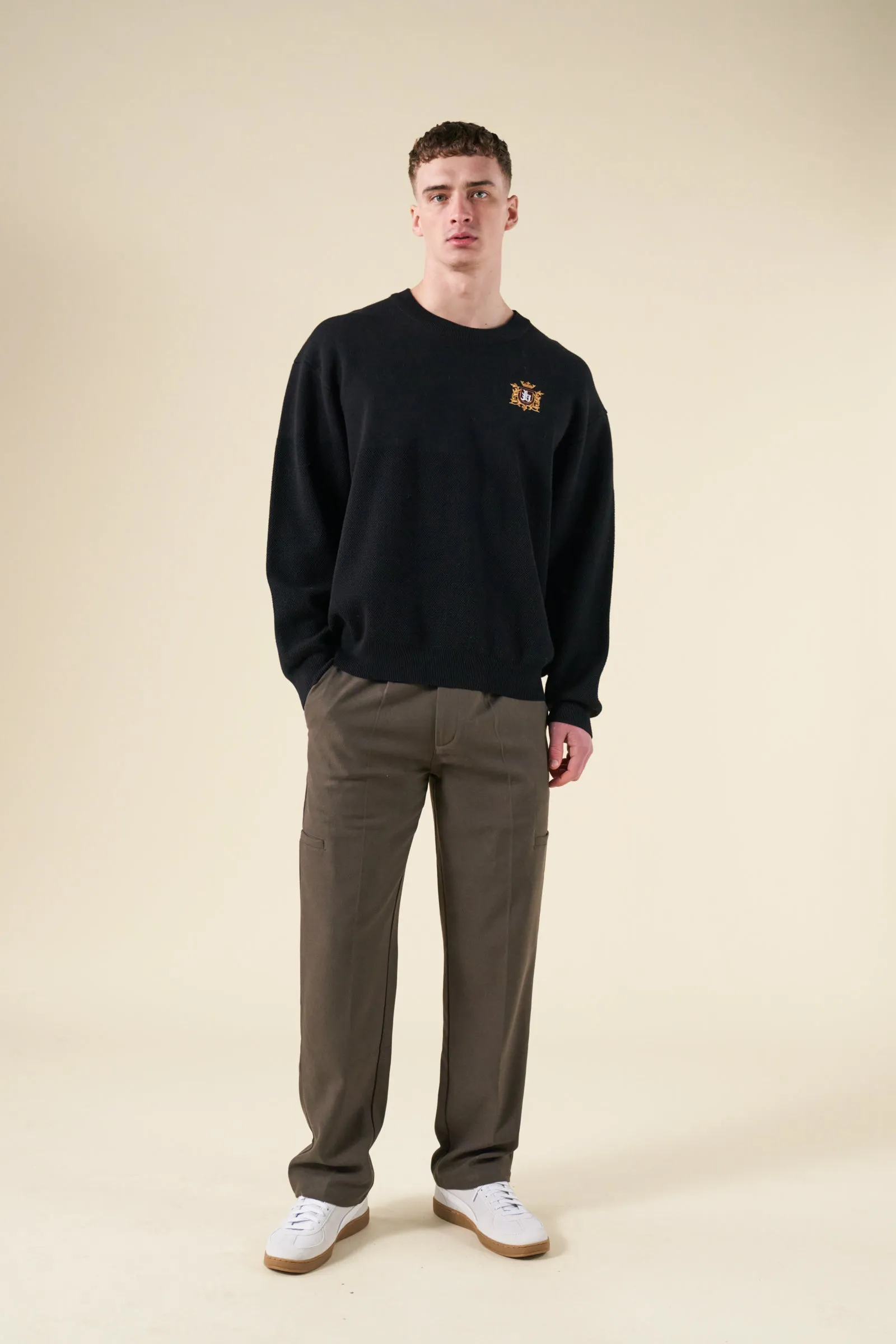 Knit Layers Comfy Layers bound Crest Panel Knit Sweater - Black