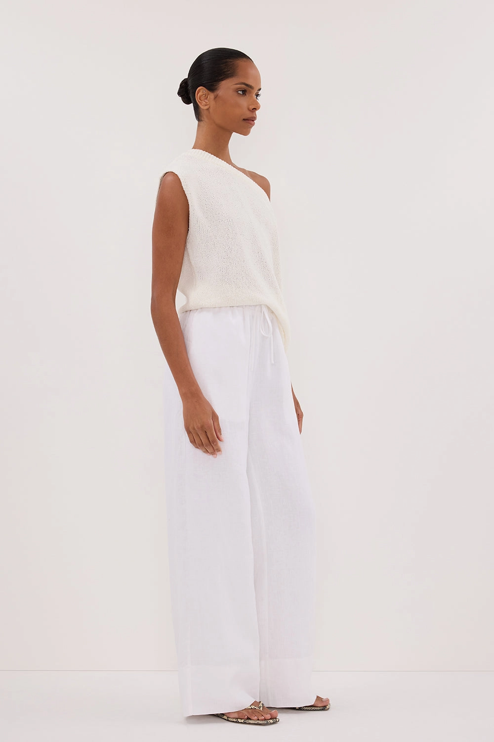 Layered Style Fashionable Waist GINA WHITE LINEN ELASTIC WAIST PANT