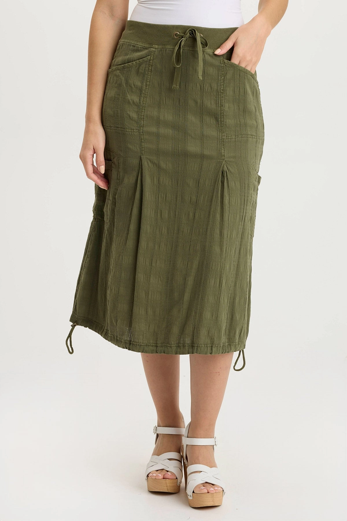 Travel Influence light feel Aracelle Textured Gauze Cargo Bubble Hem Skirt