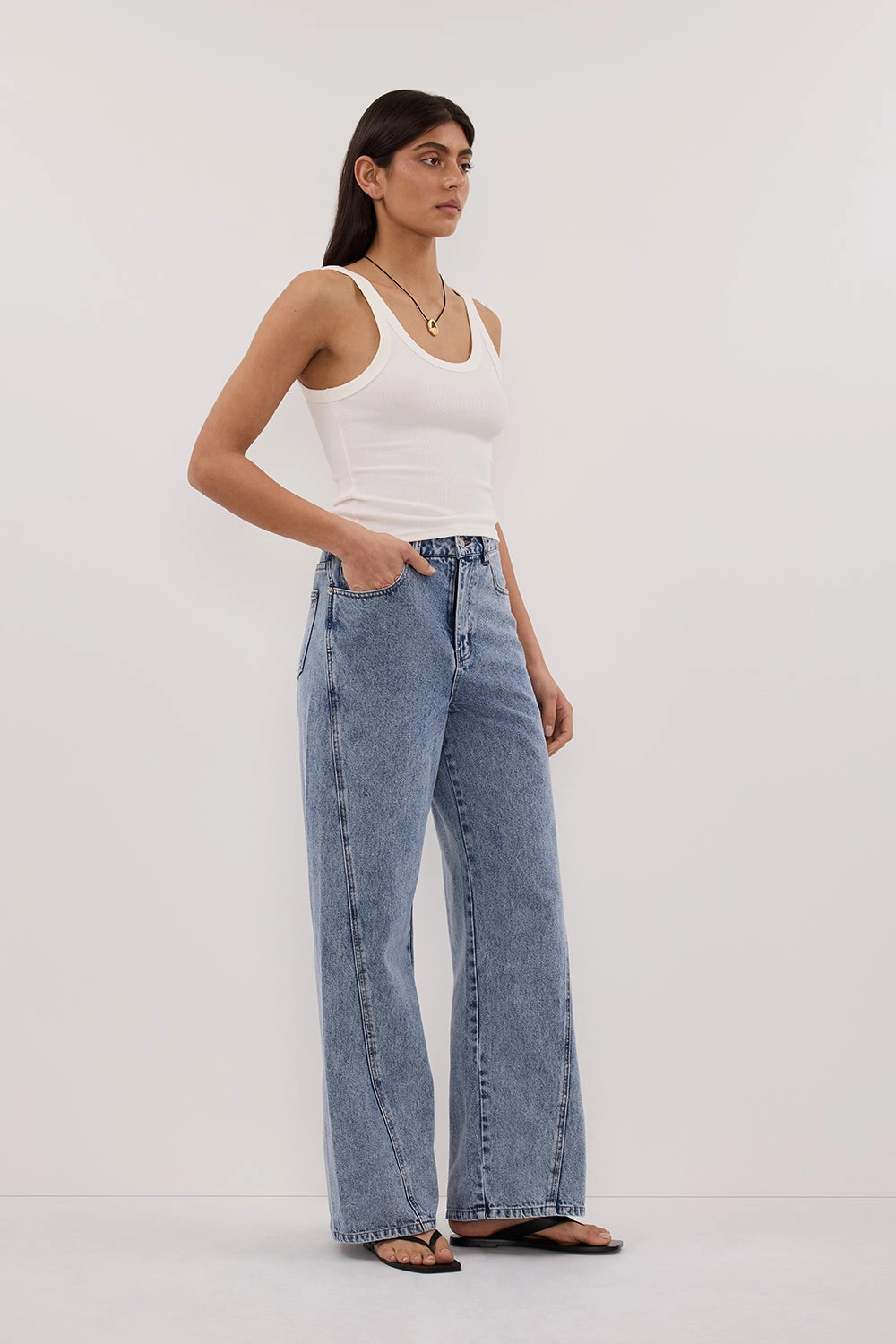 CARSON MID BLUE WIDE LEG JEAN Cozy and Relaxed