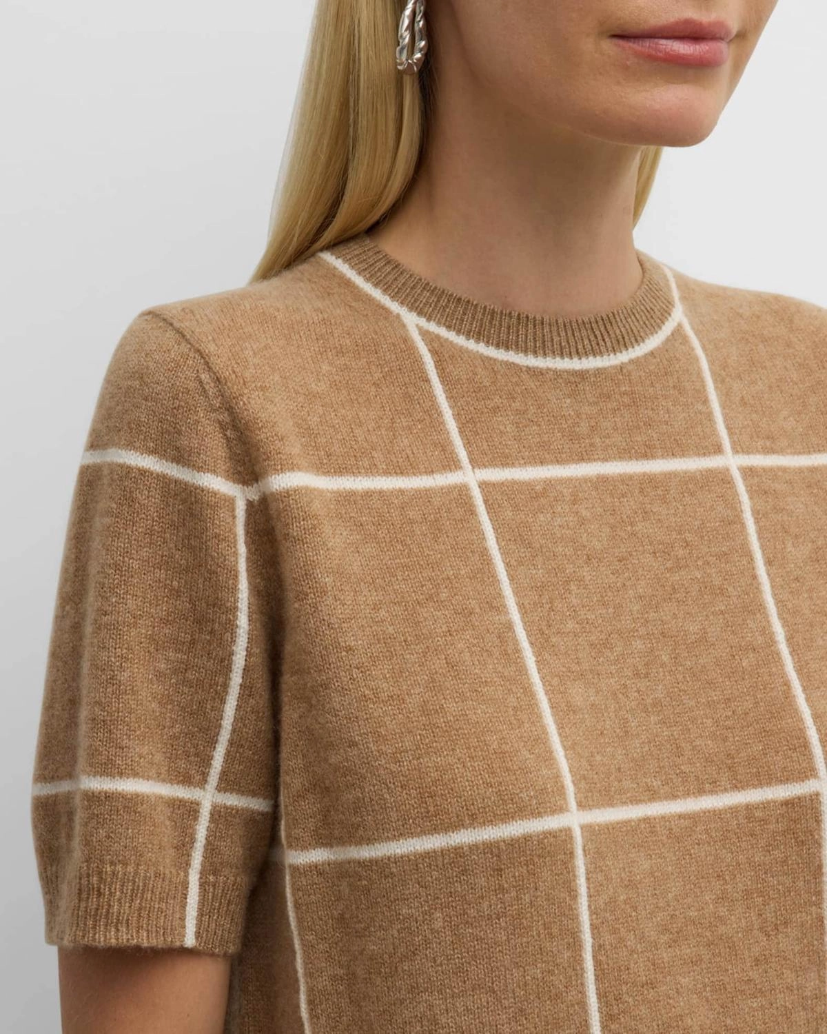 Cashmere Grid Intarsia Short-Sleeve Pullover In Camel Multi Winter Apparel Trendy Warmth
