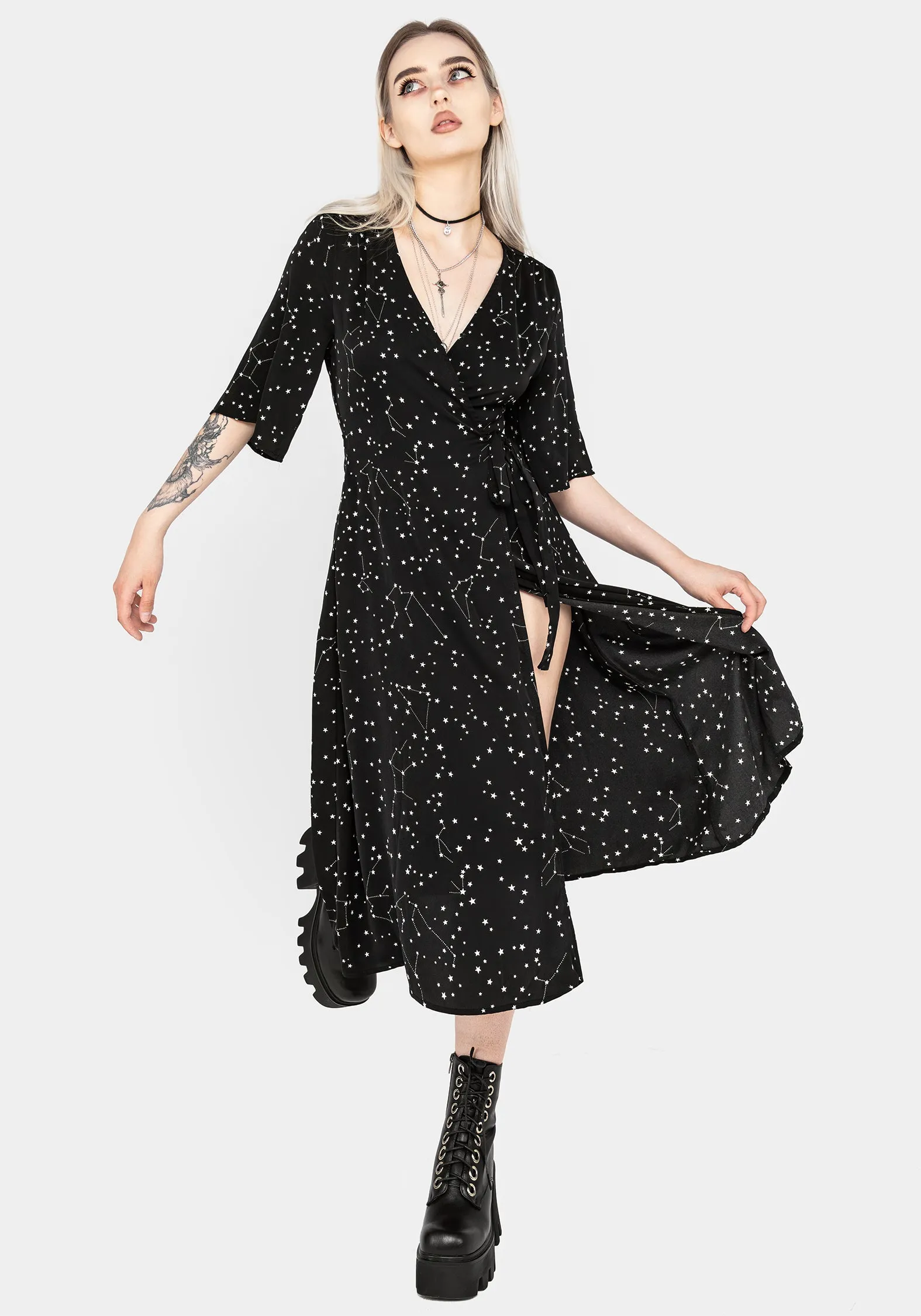 Classic Design Celestial Midi Kimono Dress