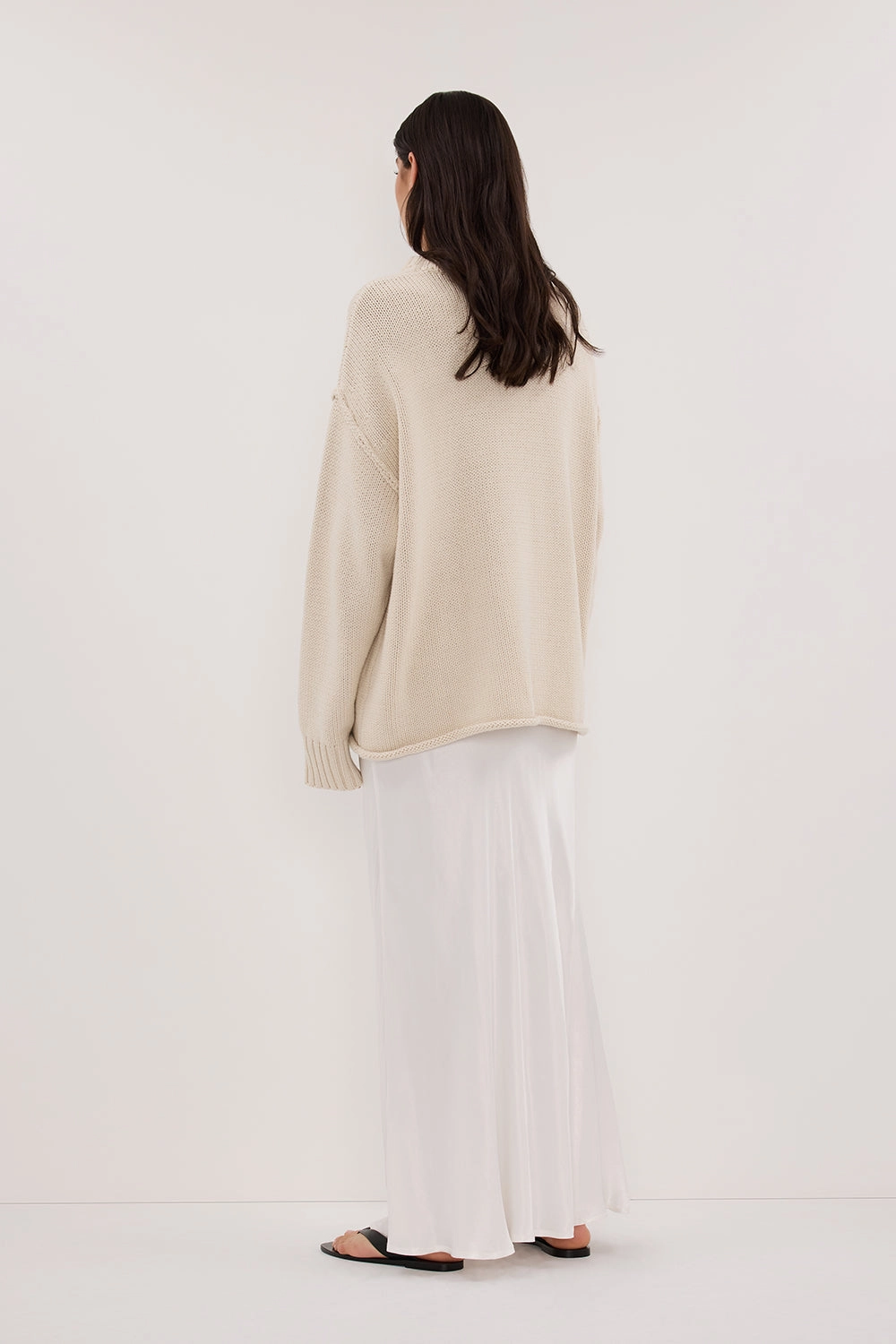 Aesthetic Fit CHARLI WHITE SATIN MAXI SKIRT
