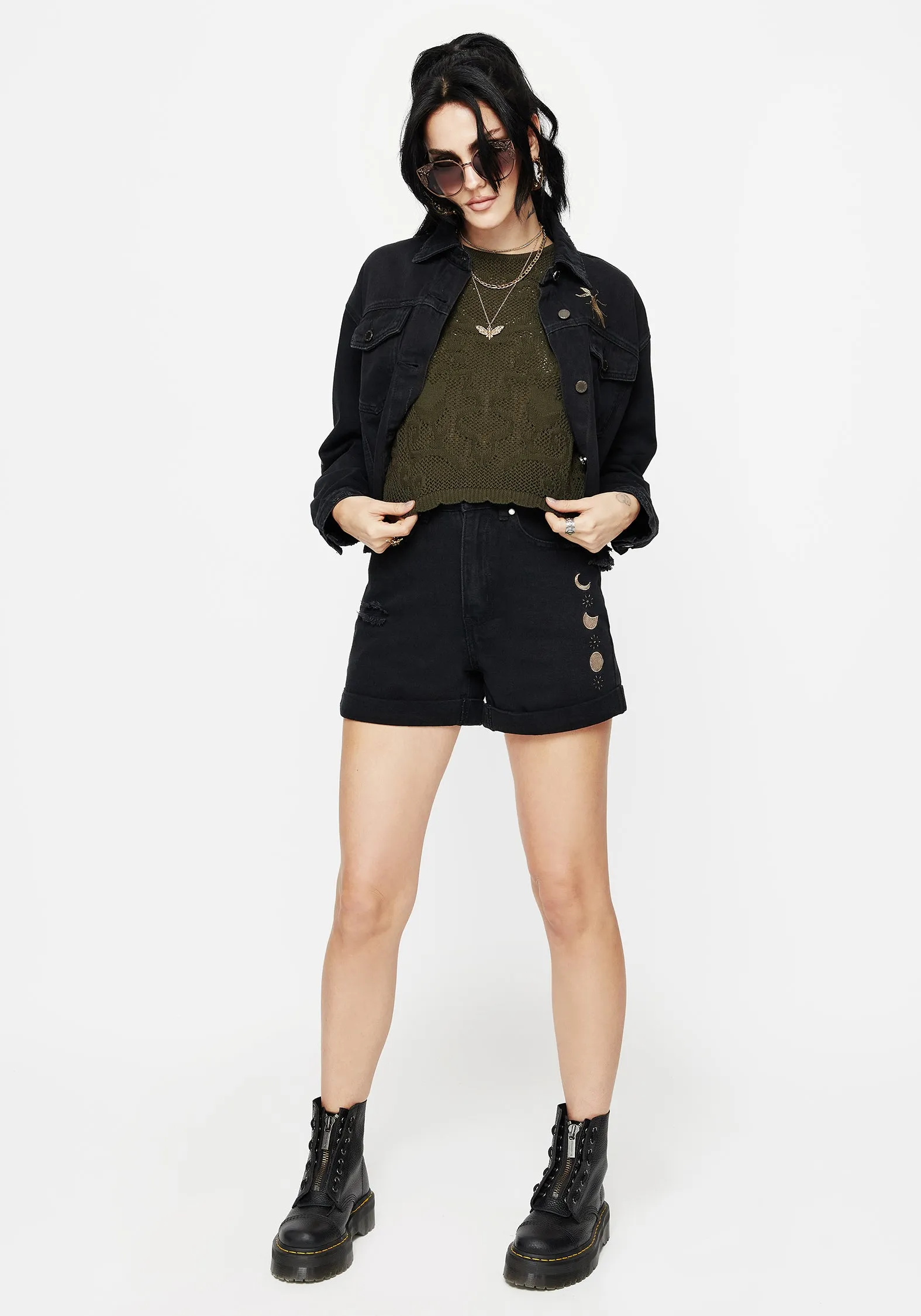 Griffinfly Embroidered Distressed Denim Shorts Casual Look