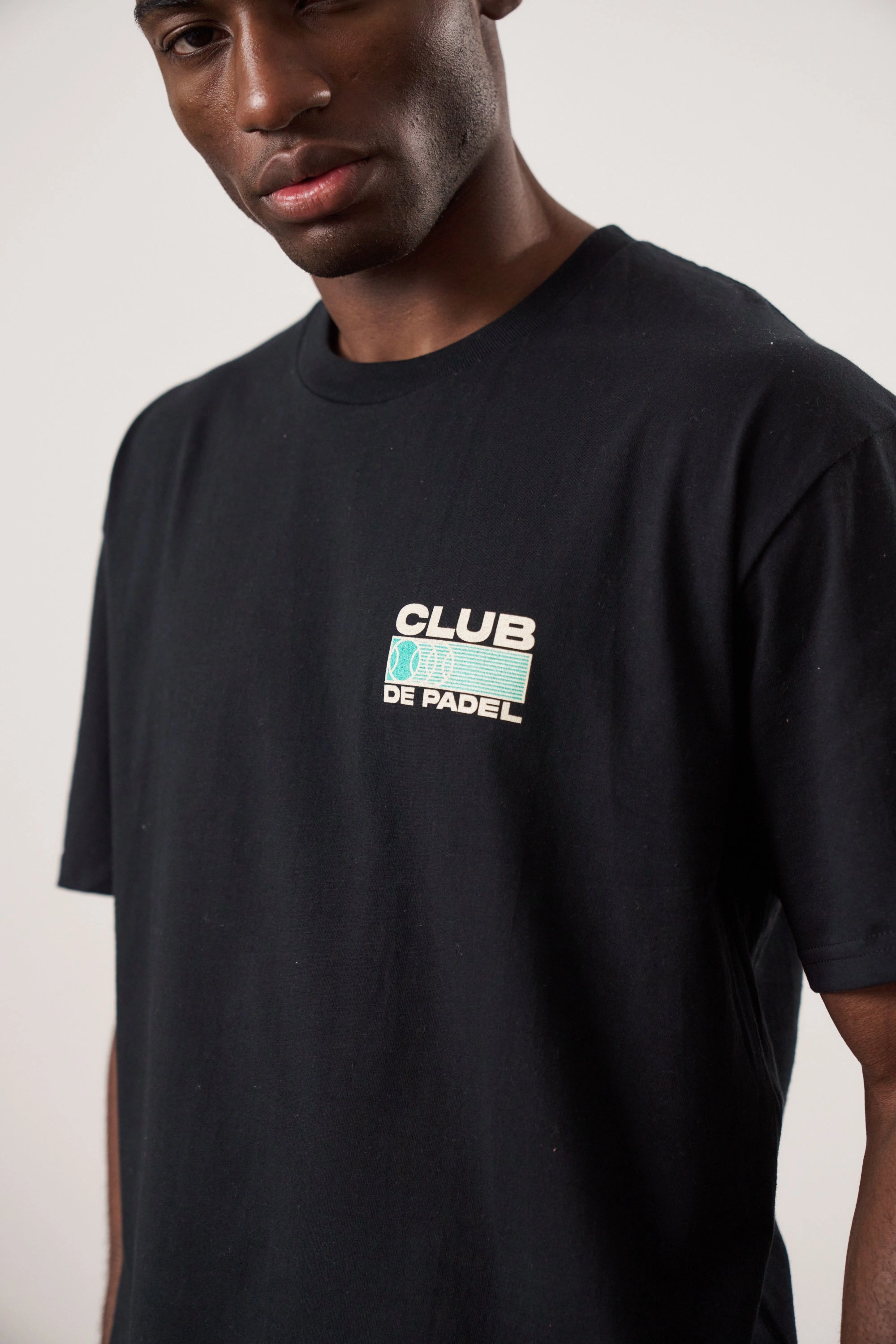 Casual Fashion Sleek Layer Club de Padel 'Heritage' Tee - Black