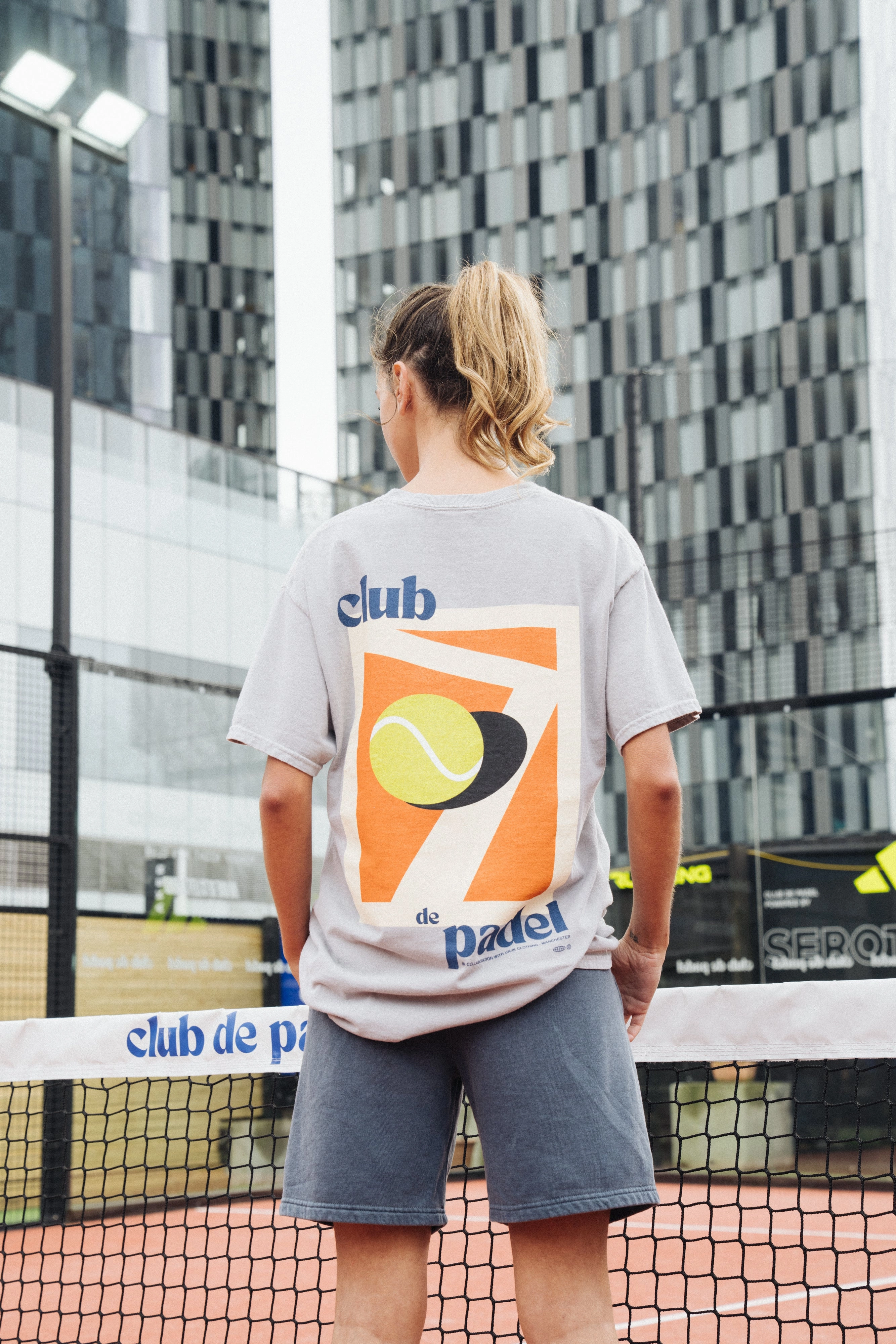 Club de Padel 'Summer Court' Vintage Washed Tee - Ash Essential Fashion