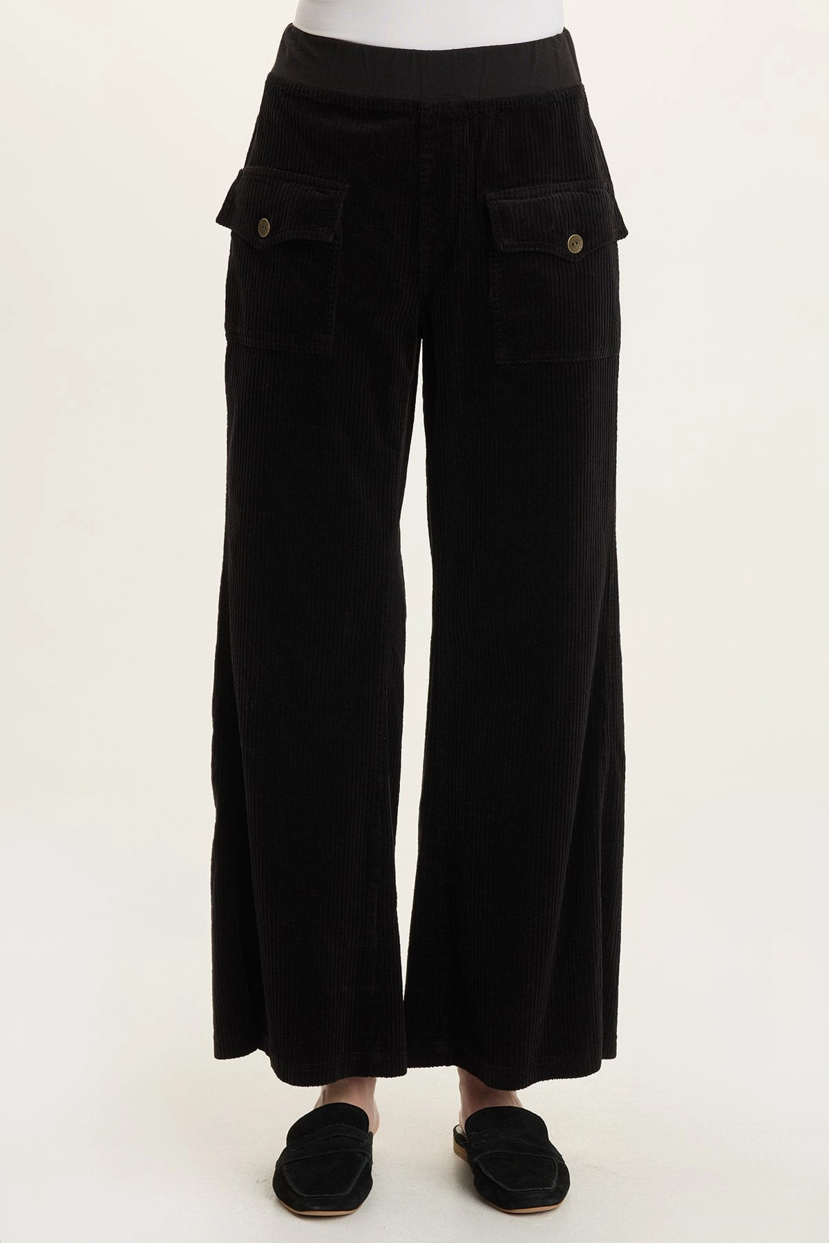 Minimalist Design Chilly Layering Veera Wide-Leg Corduroy Pant