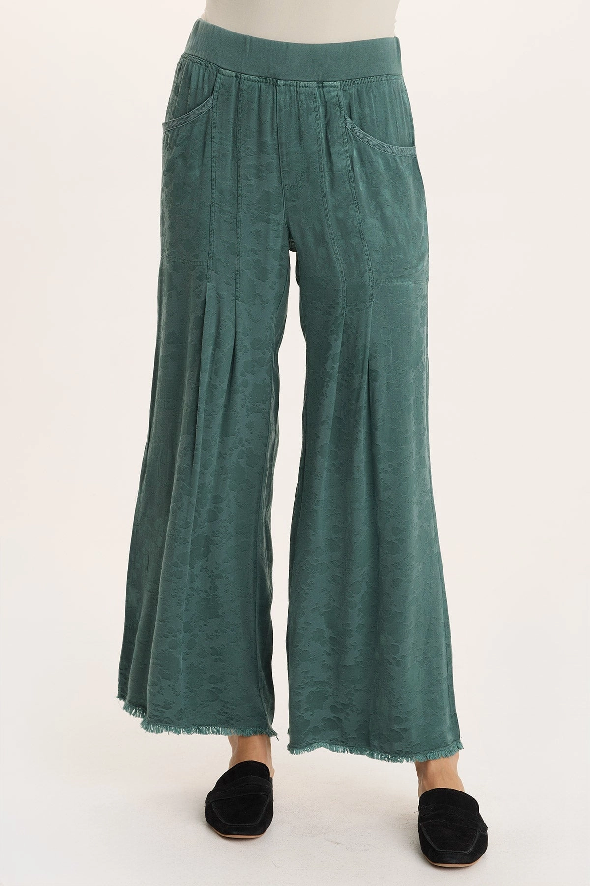 Chilly Comfort Twaina Textured Satin Soft Volume Wide Leg Pant