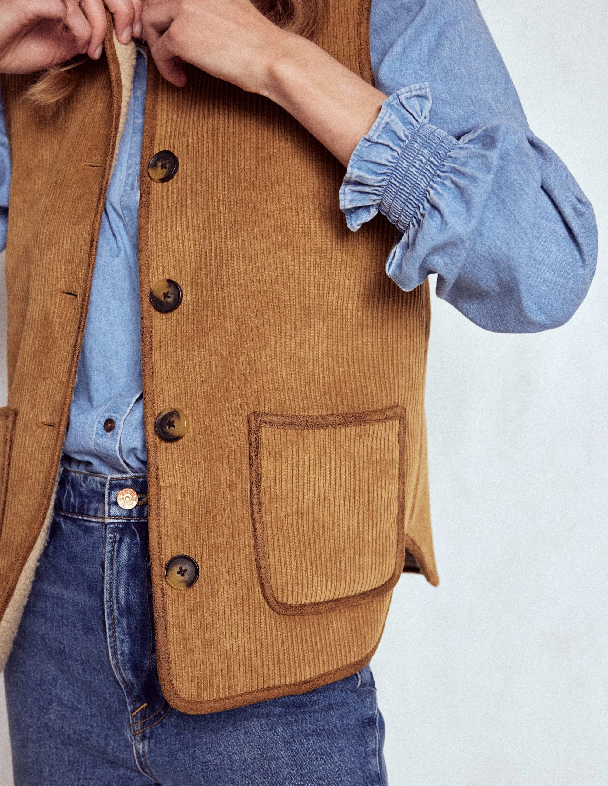 Stretch Material Warm Layer Option Clerkenwell Reversible Gilet-Hazelnut Brown, Natural