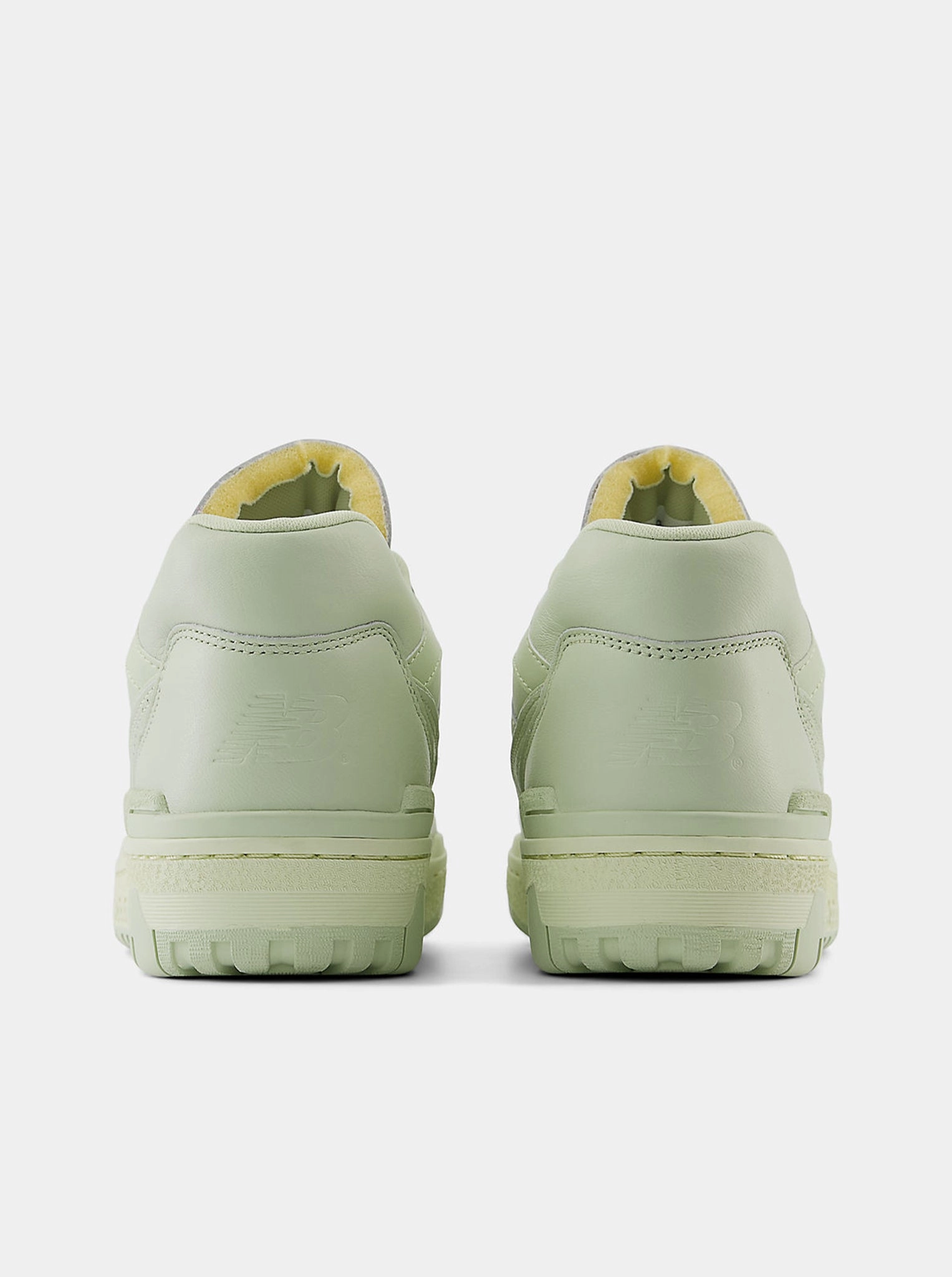 550 Unisex Round Toe