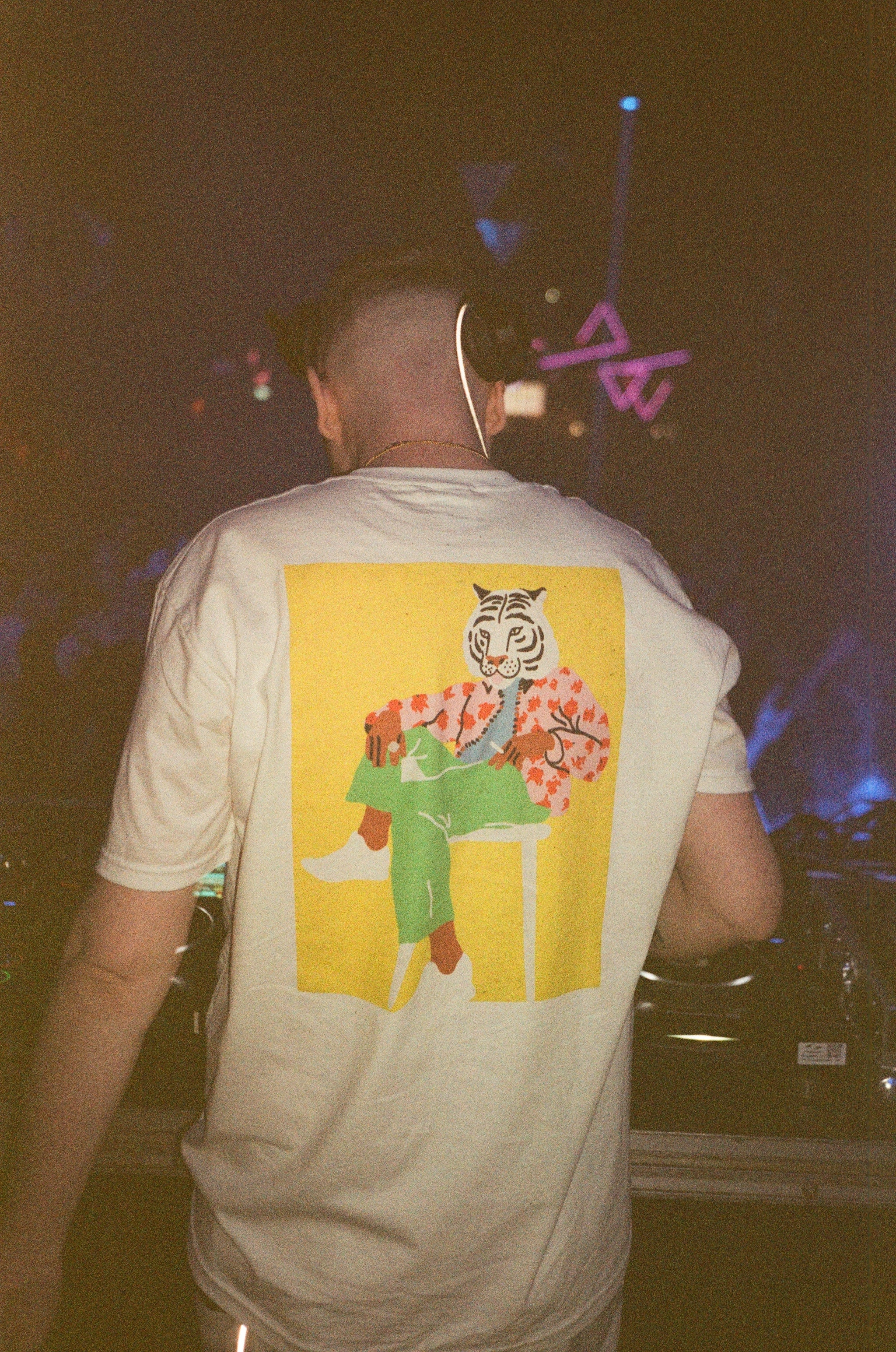 Mel?? x Club Bad 'Summer Tiger' Tee - White Travel Comfort Style Unisex versatility