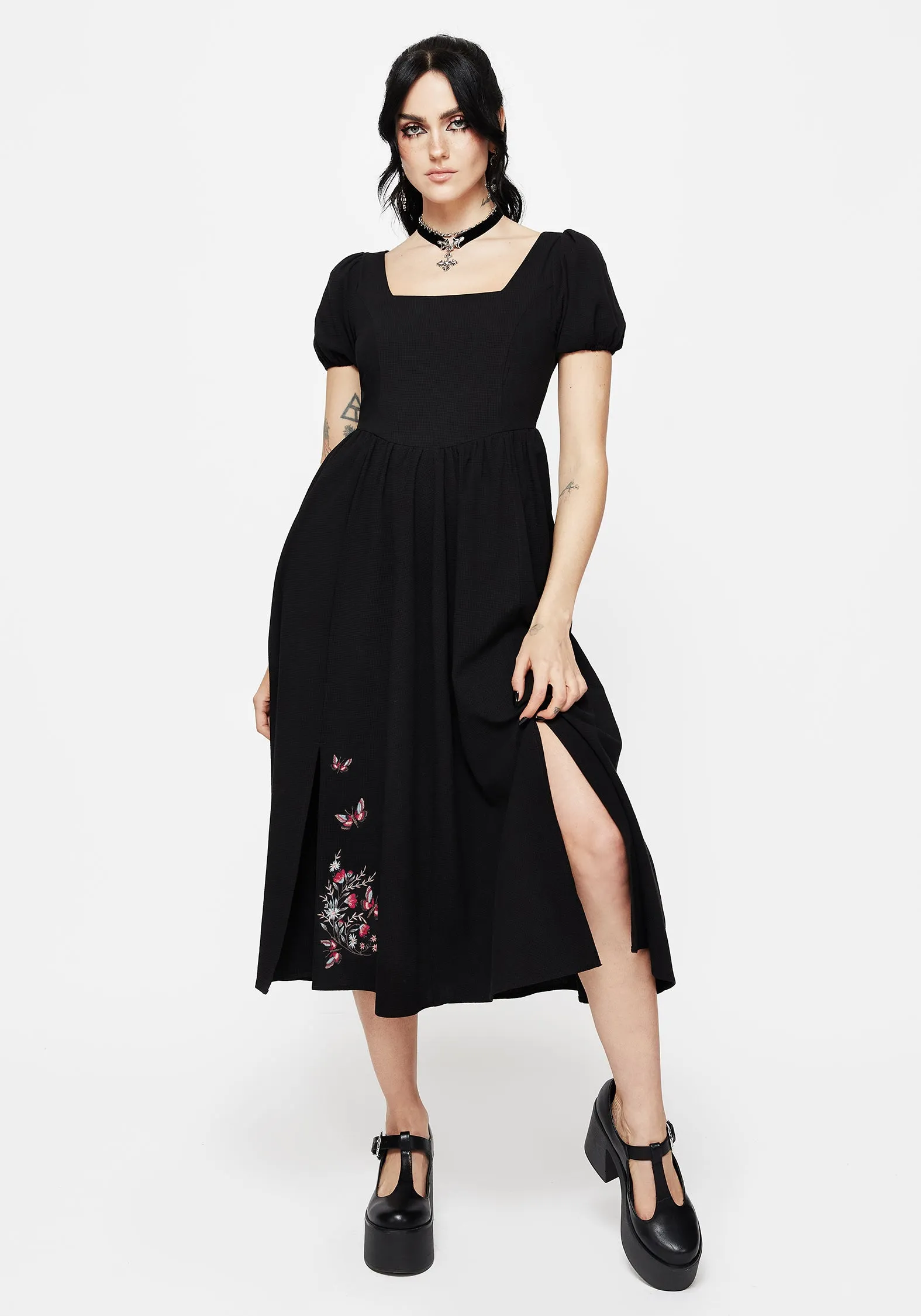 Satin Soft Daily Movement Copia Moth Embroidered Cotton Puff Sleeve Split Skirt Midi Dress