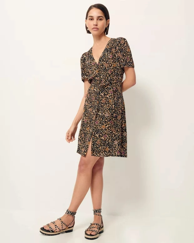 Office Casual Courte Boutonnee Claudia Dress
