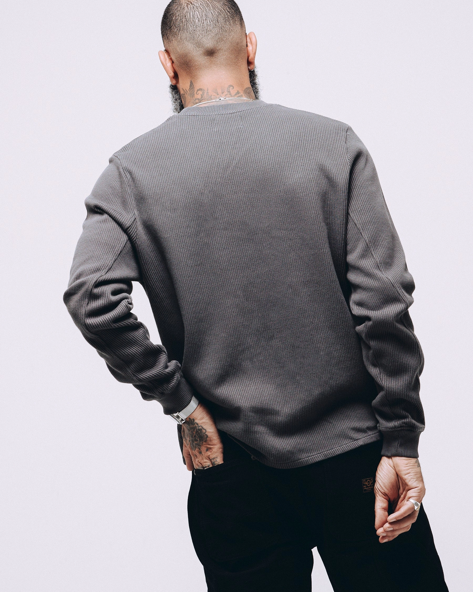 Crafted Ribbed Longsleeve - Charcoal Minimal Style Trend Vintage Look