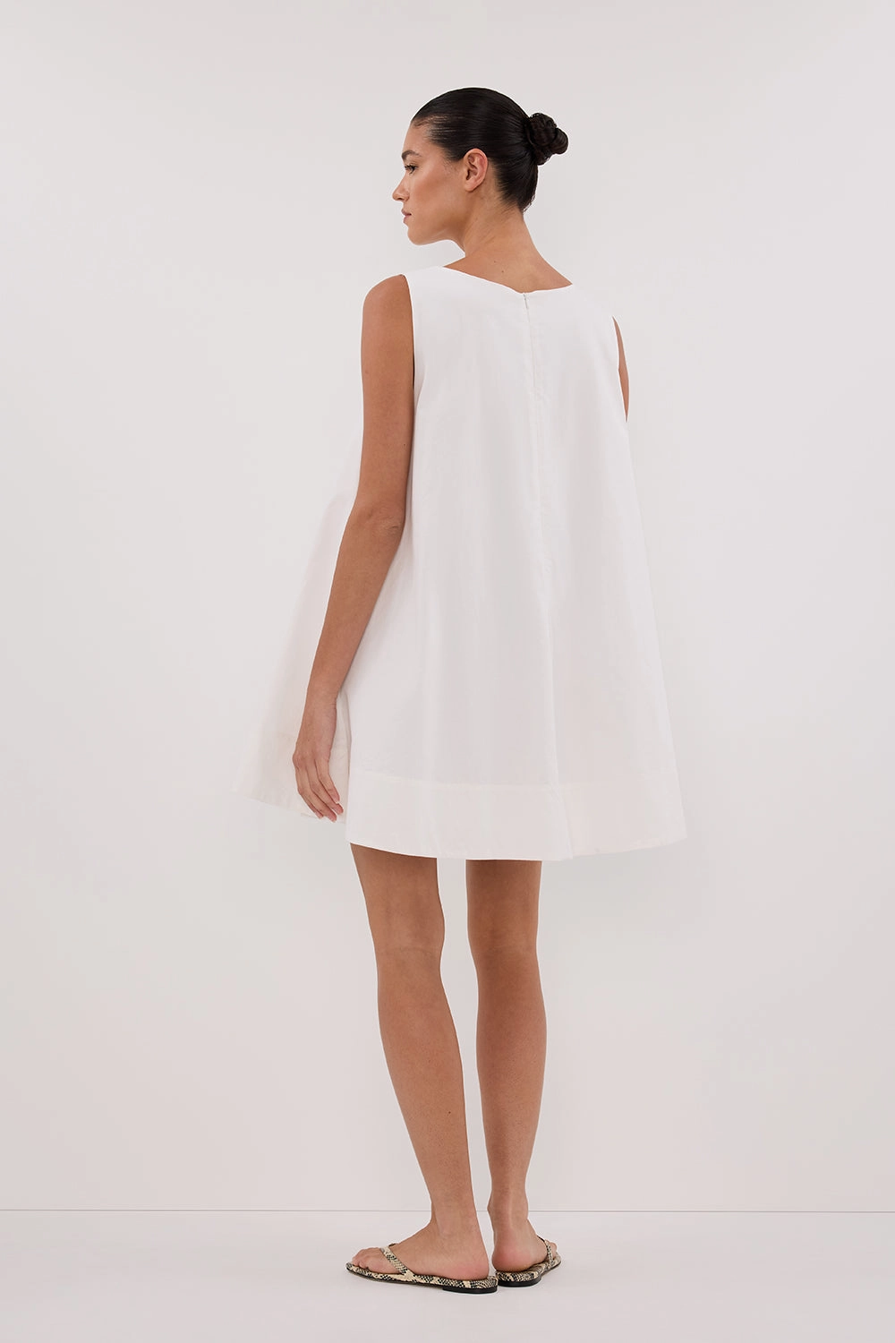 Retro Detail Perfect Wear MAISIE WHITE POPLIN MINI DRESS