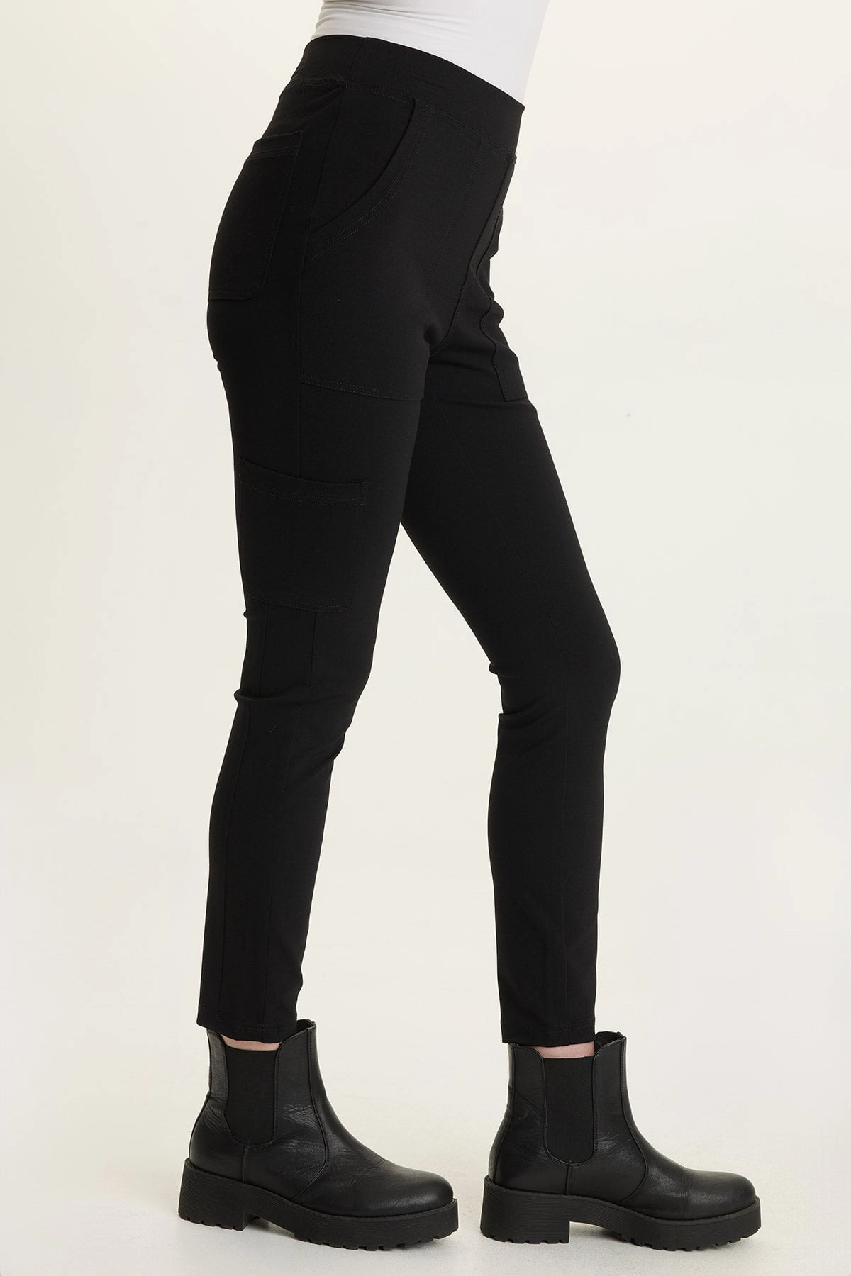 Relaxed Design Cy Ponte Cargo Legging