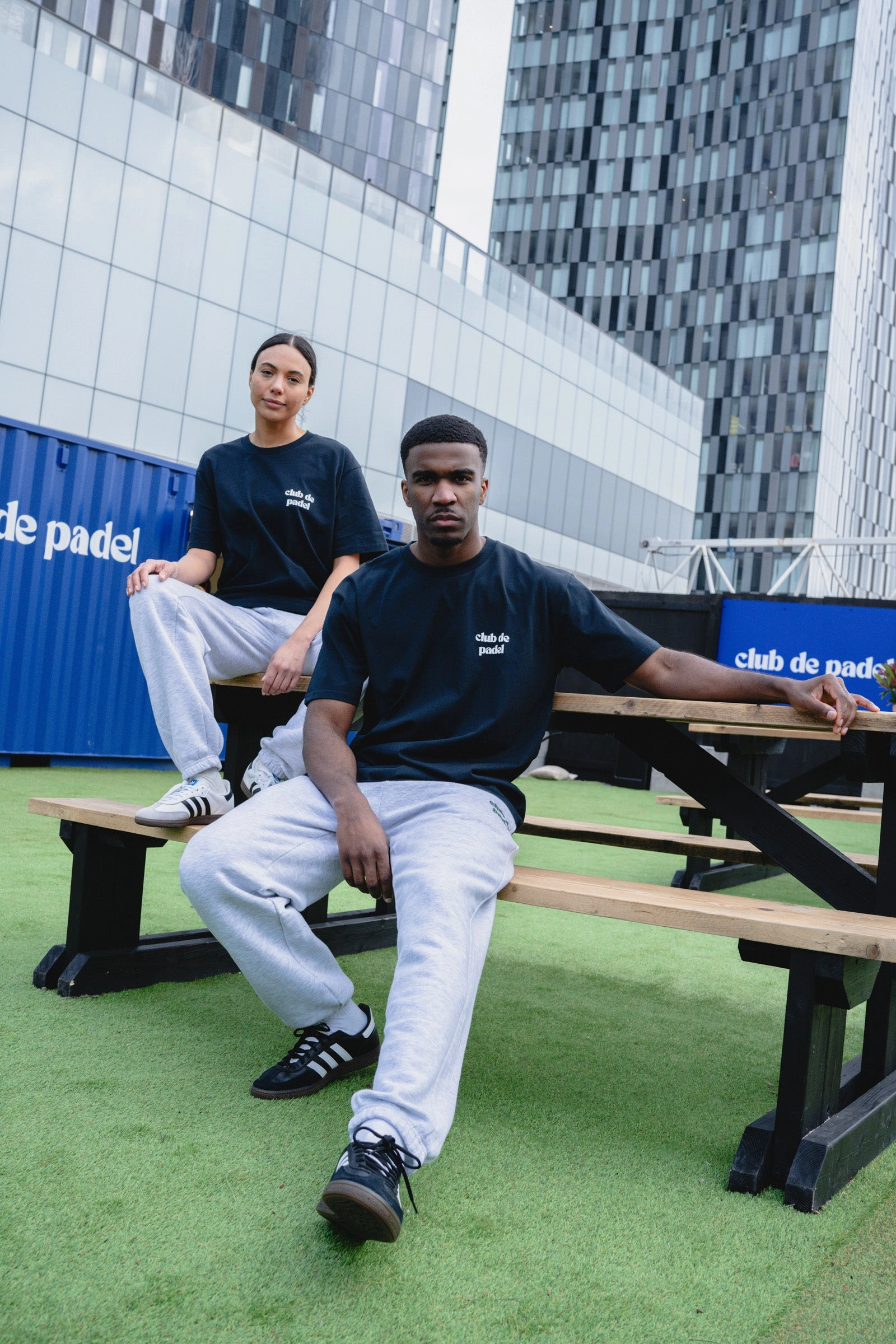 Club de Padel Logo Tee - Navy Non Restrictive Fit Weekend Wear
