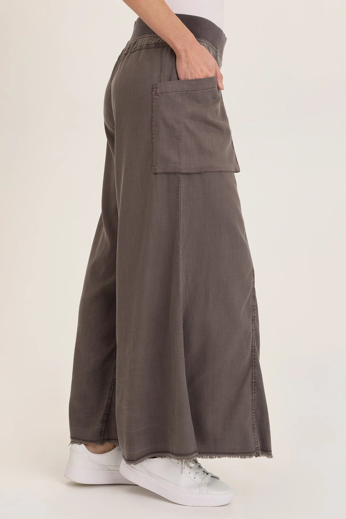 Full Flex Desoto Ultra-Flare Wide Leg Pocket Trouser