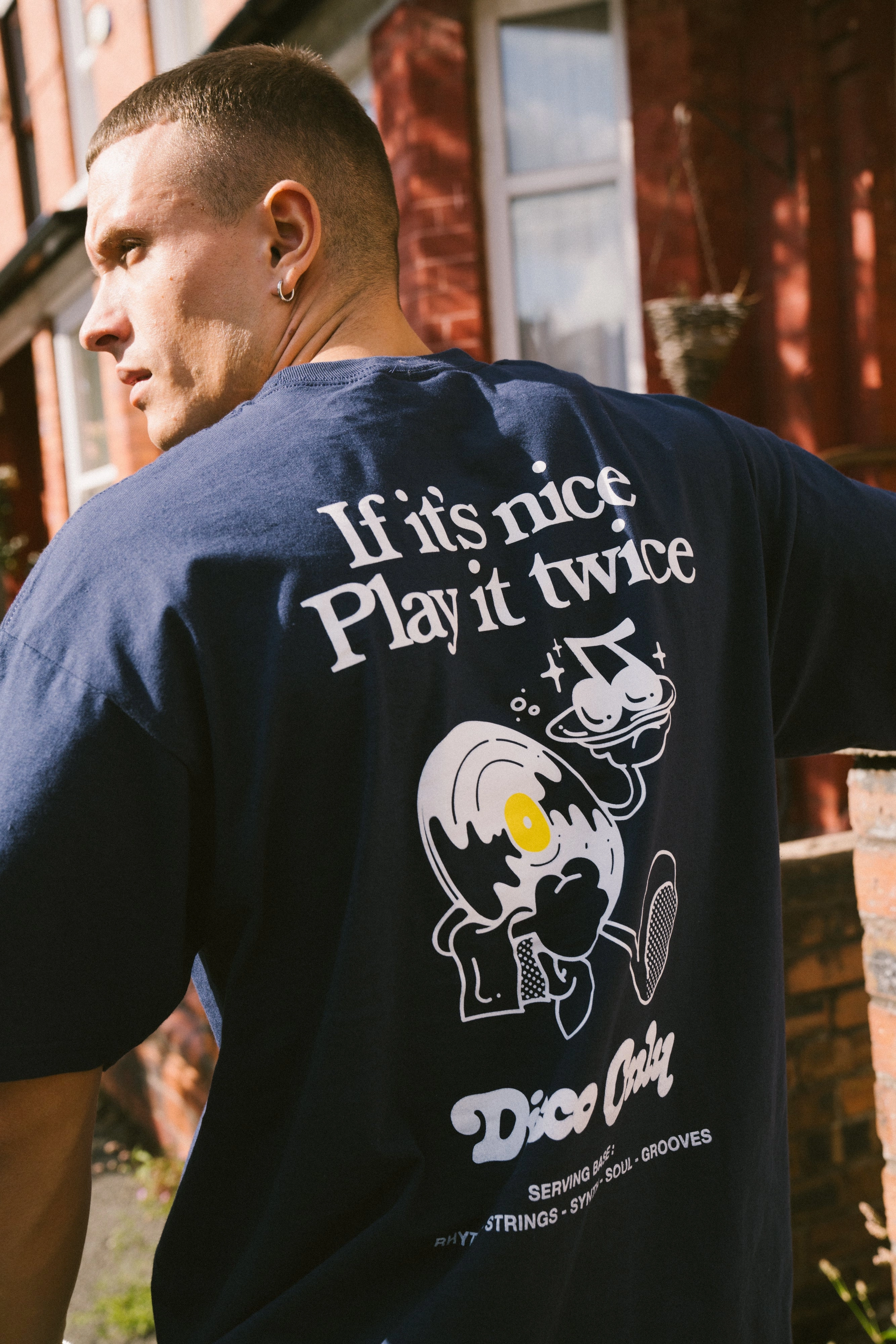 Sleek Layer Elegant DISCO ONLY 'Play it Twice V2' Tee - Navy