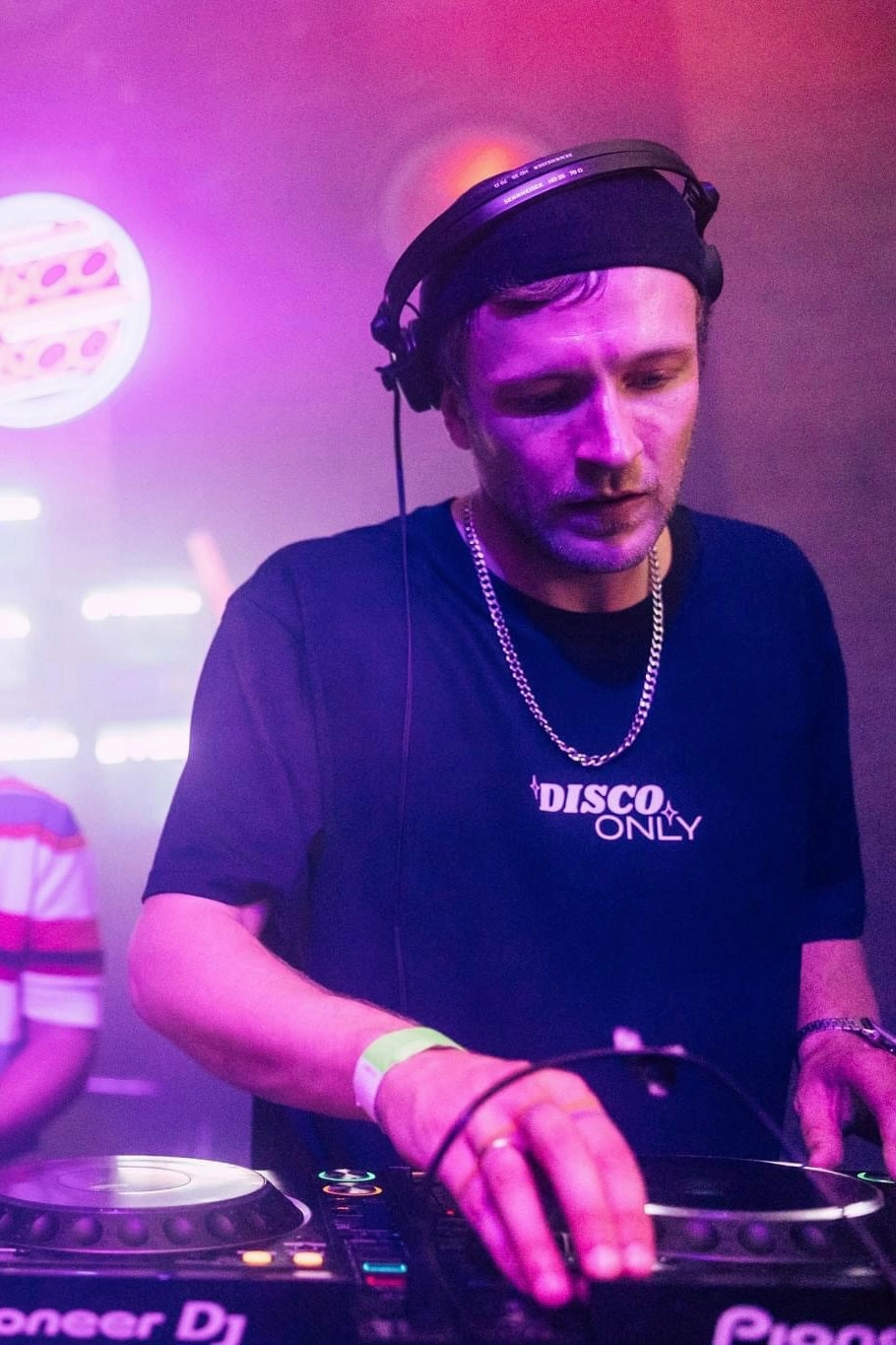DISCO ONLY 'We Dance Together' Tee - Navy Effortless Look