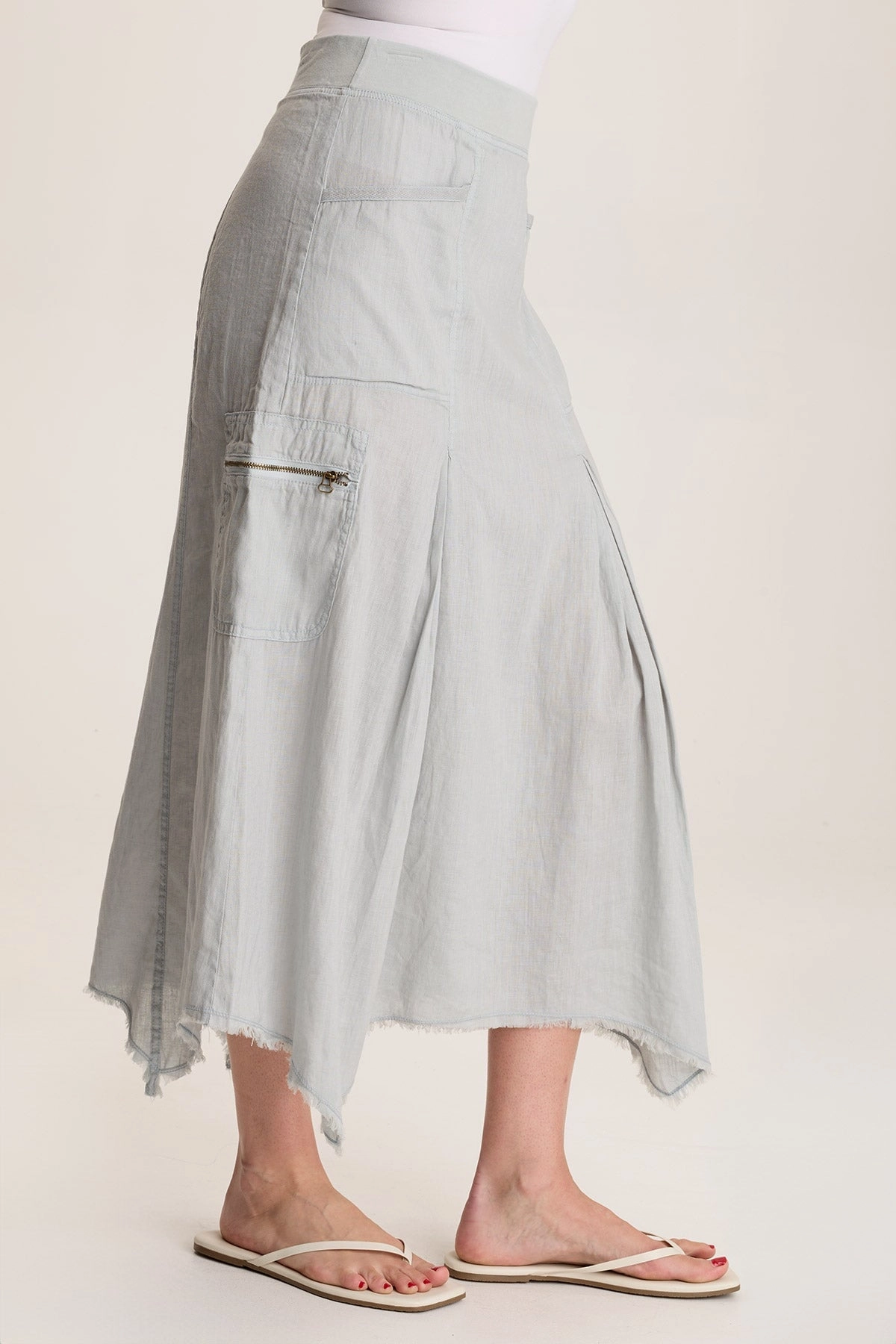 Doak Skirt with Sharkbite Hem and Cargo Pockets Breezy Outfit Light Fabric
