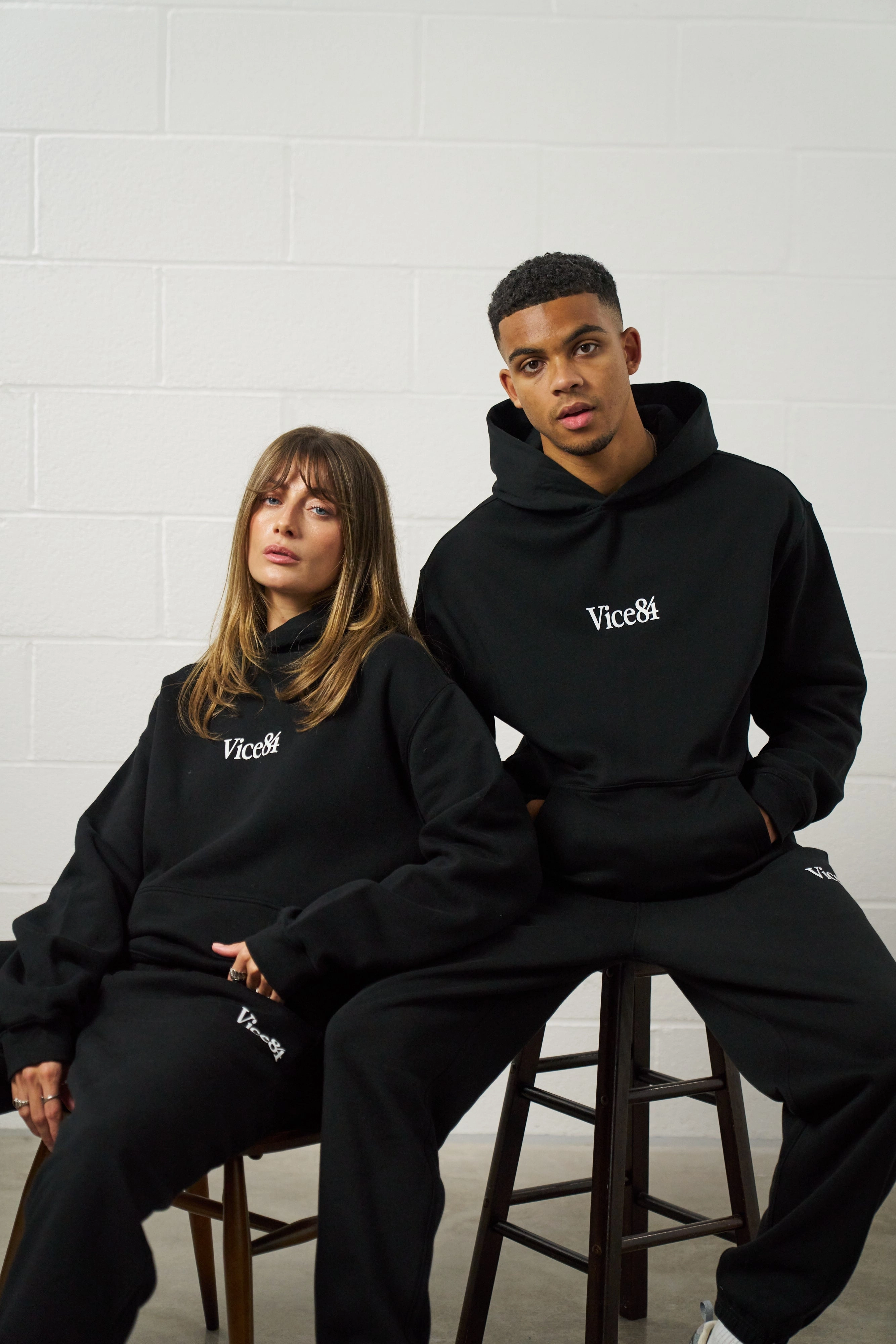 Vice 84 Premium Hoodie - Black City Mood