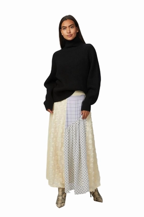 Fiona Sweater In Black Winter Knitwear