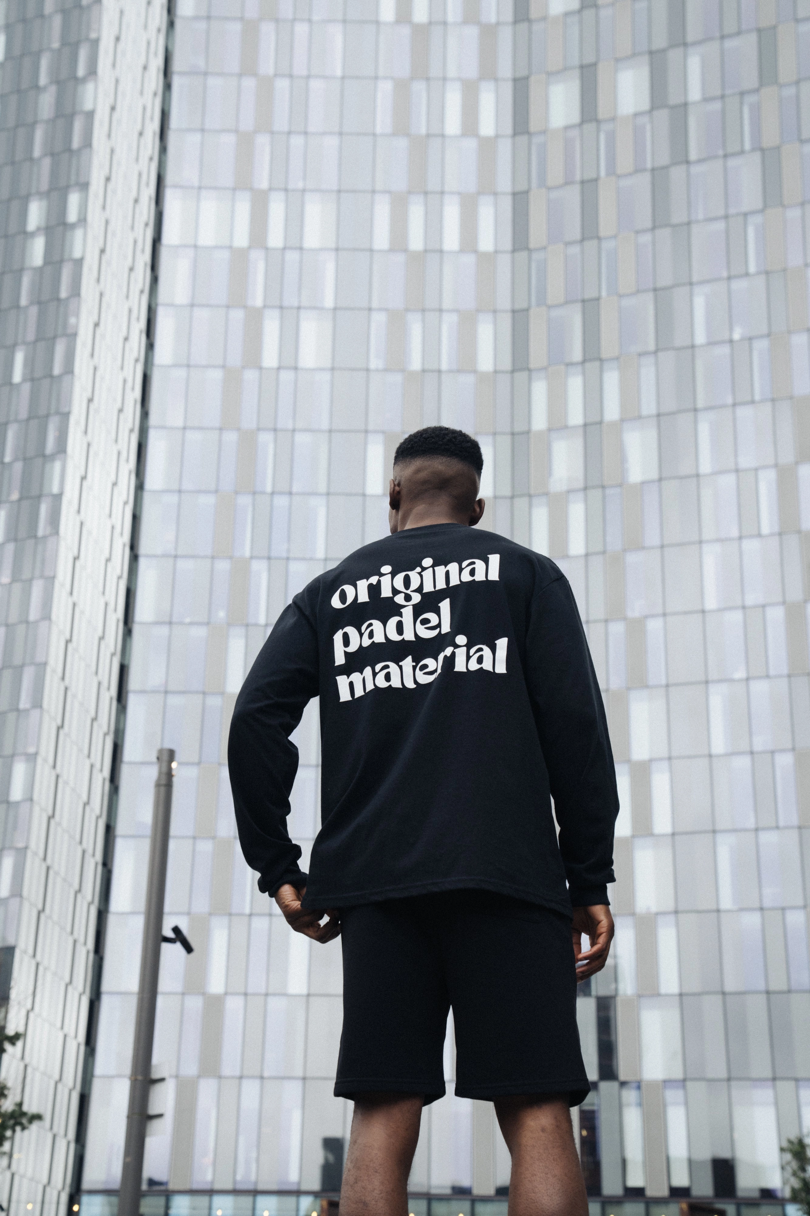 Everyday apparel Flexible Fit Club de Padel 'Original Padel Material' Longsleeve Tee - Black